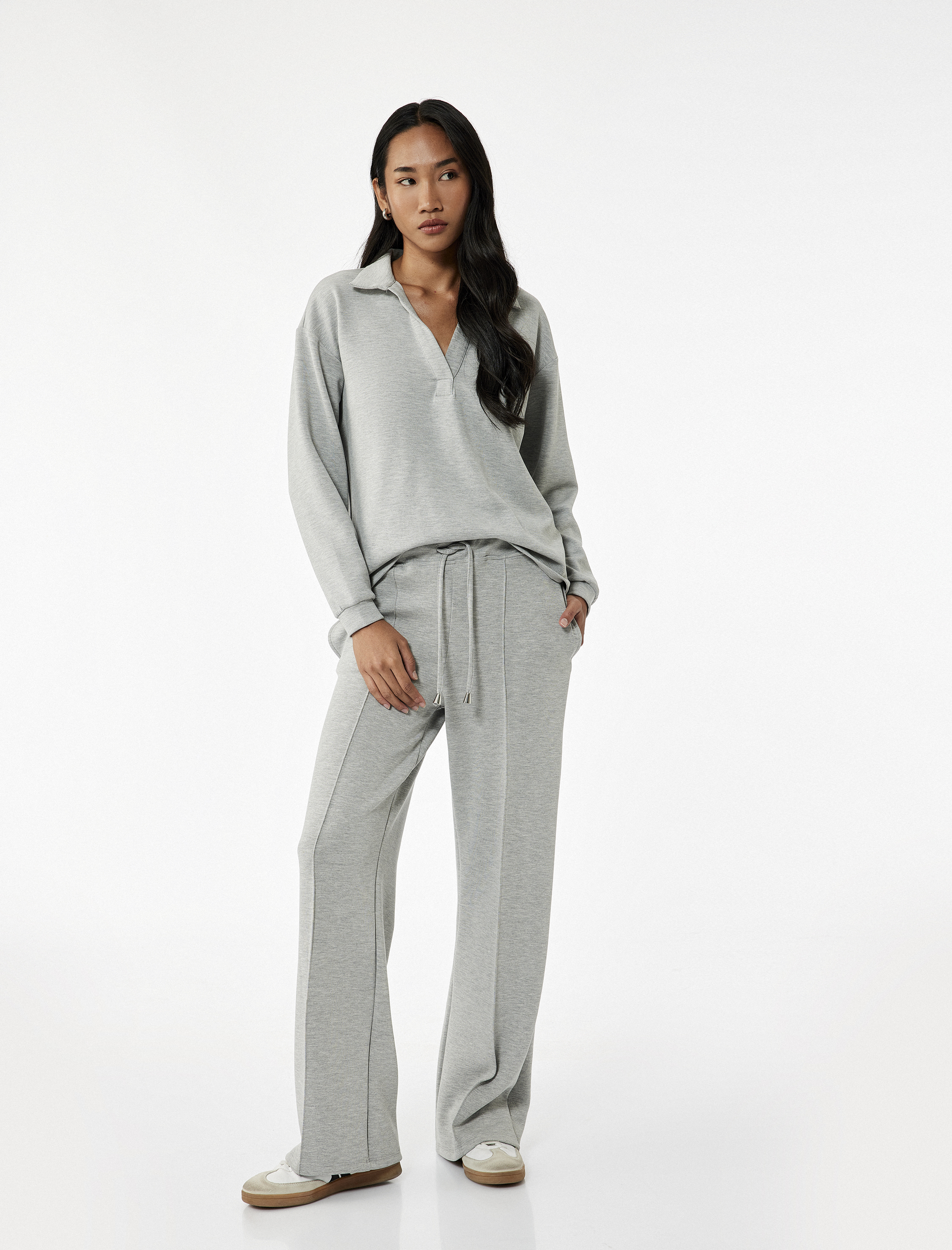   Rahat Kalıp Modal Kumaş Uzun Kollu Polo Yaka Sweatshirt