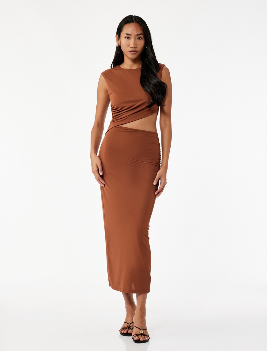   Kolsuz Drapeli Pencere Detaylı Bisiklet Yaka Uzun Bodycon Elbise