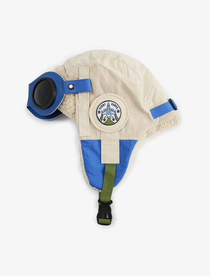 Erkek Çocuk Peluş Detaylı Gözlük Aplikeli Peluş Şapka