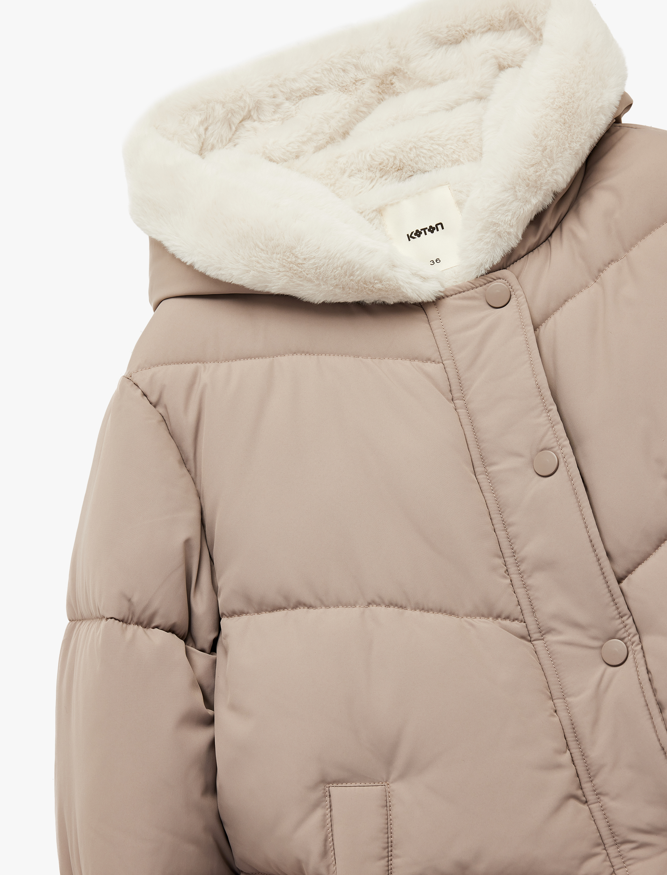   Uzun Kollu Cepli Düğmeli Su İtici Kapüşonlu İçi Suni Kürklü Kısa Şişme Mont