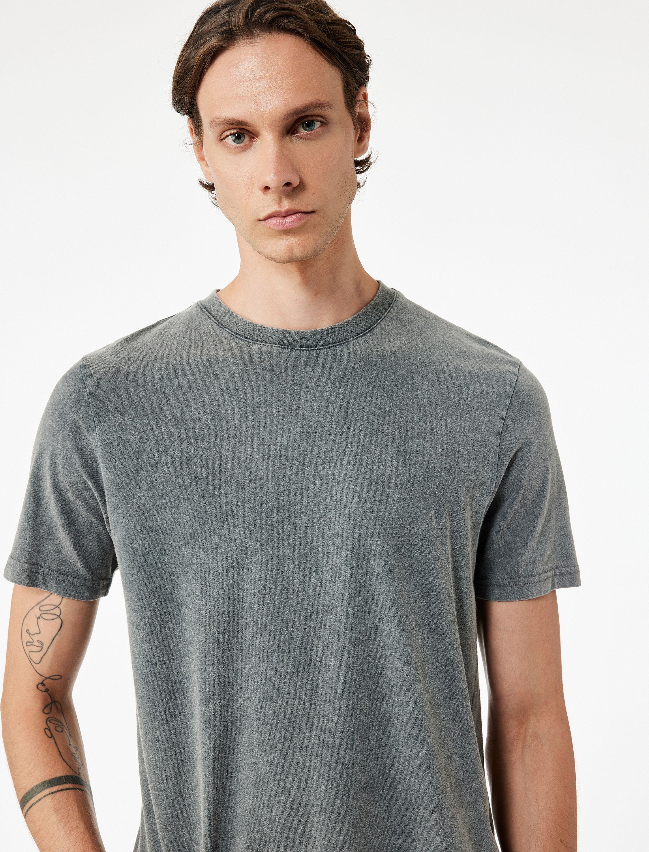   Regular Fit Kısa Kollu Pamuklu Bisiklet Yaka Tişört