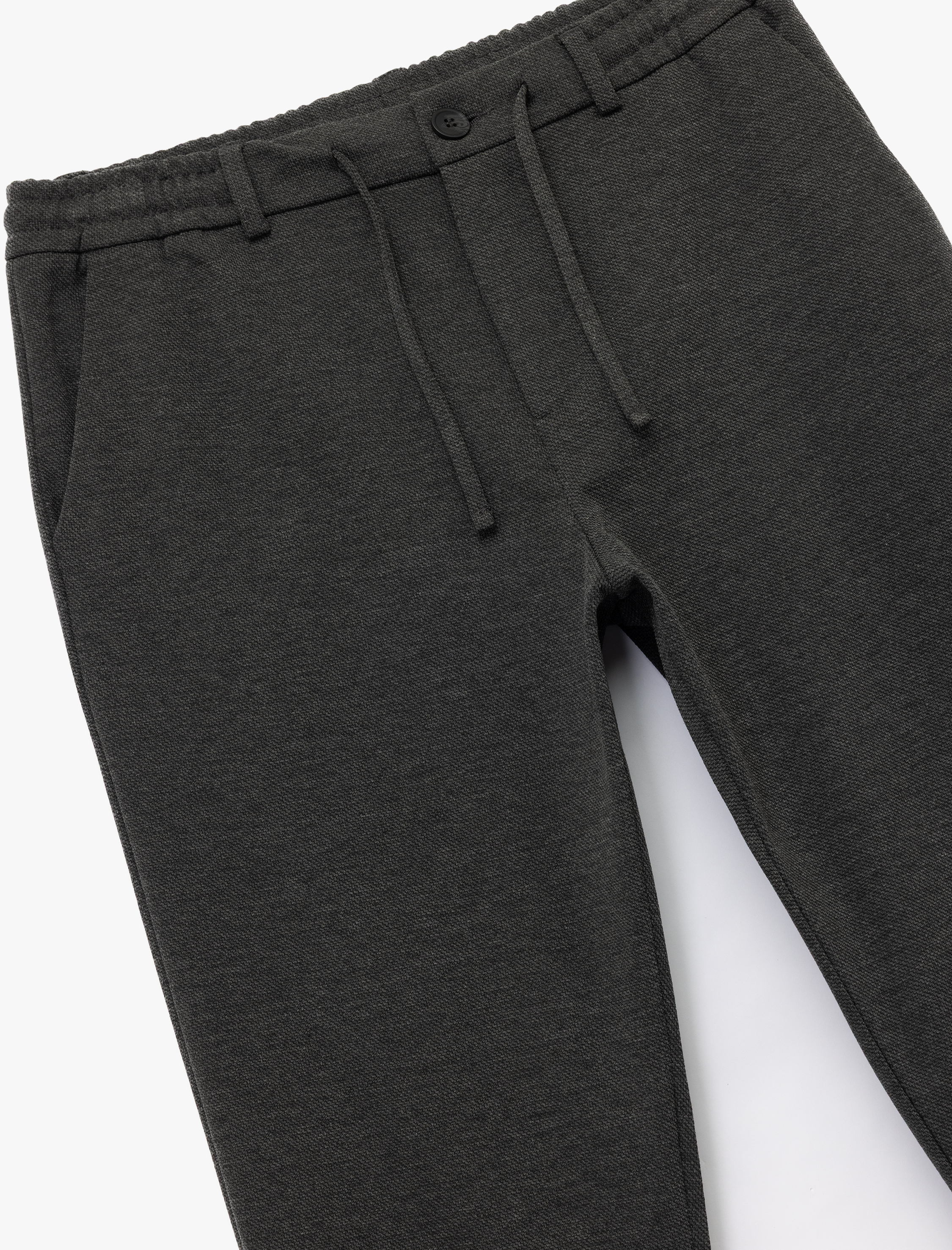   Beli Bağcıklı Düğmeli Pike Kumaş Cep Detaylı Duble Paça Slim Fit Pantolon