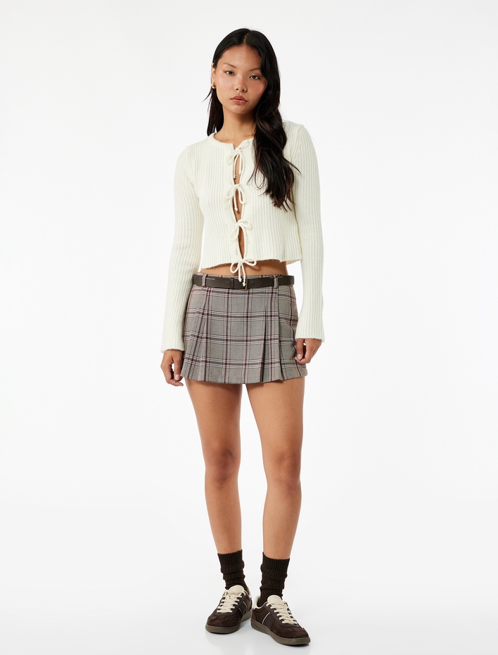  Uzun Kollu Bisiklet Yaka Bağlama Detaylı Triko Hırka