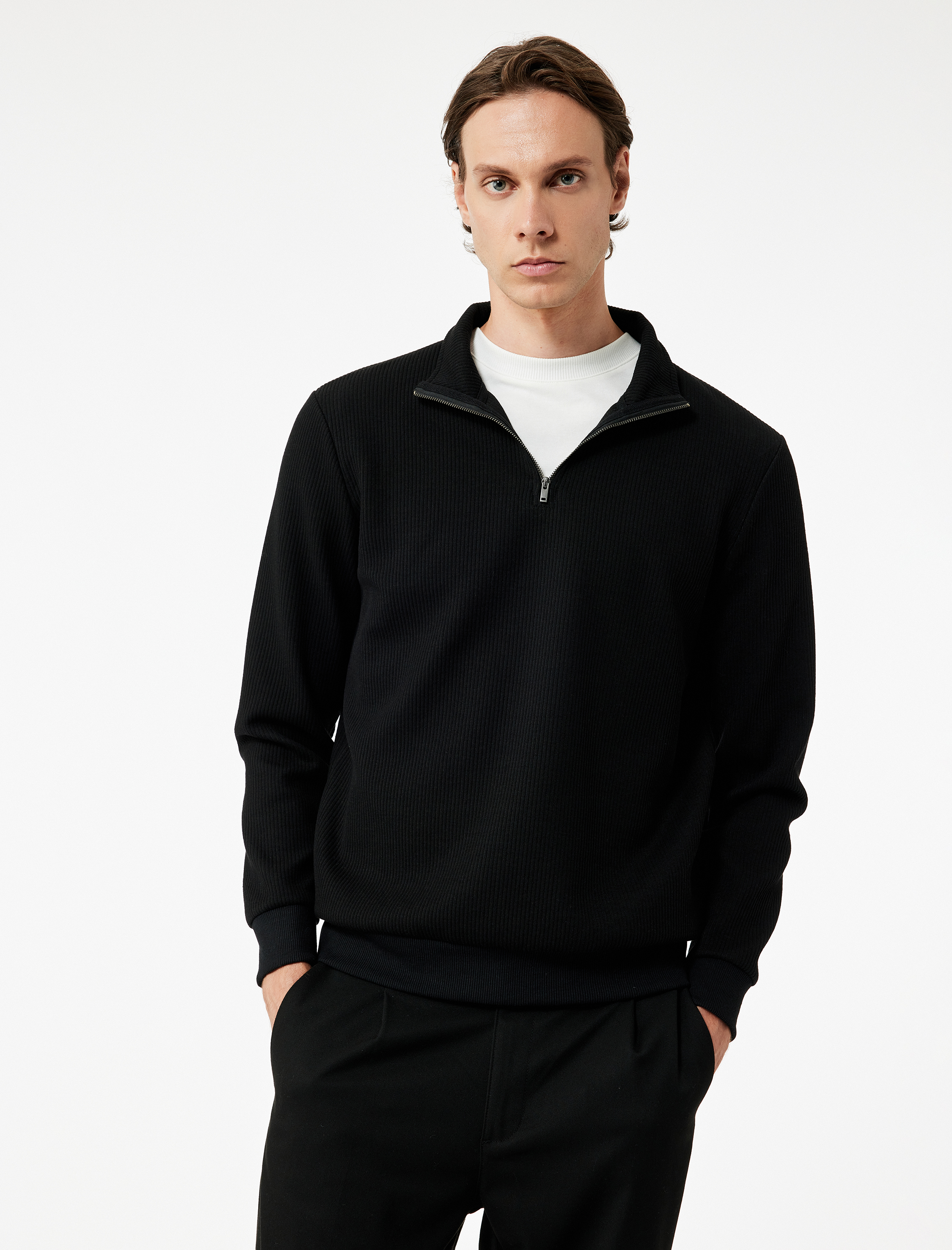   Dokulu Uzun Kollu Yarım Fermuarlı Sweatshirt