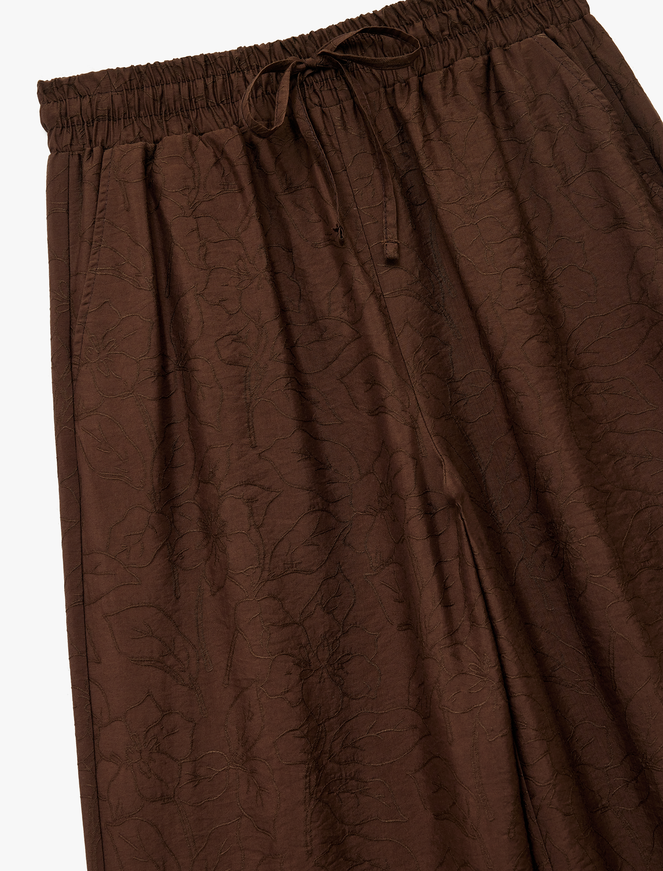 Modal Kumaş Cepli Beli Lastikli Bağlamalı Floral Dokulu Geniş Paça Pantolon