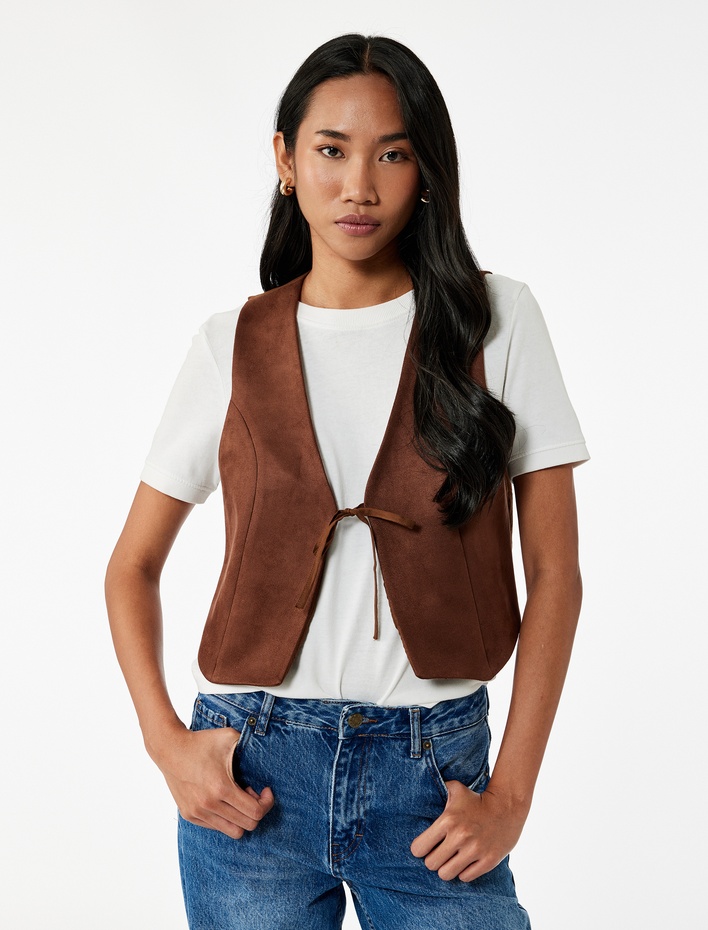  Slim Fit V Yaka Bağlama Detaylı Crop Suni Süet Yelek