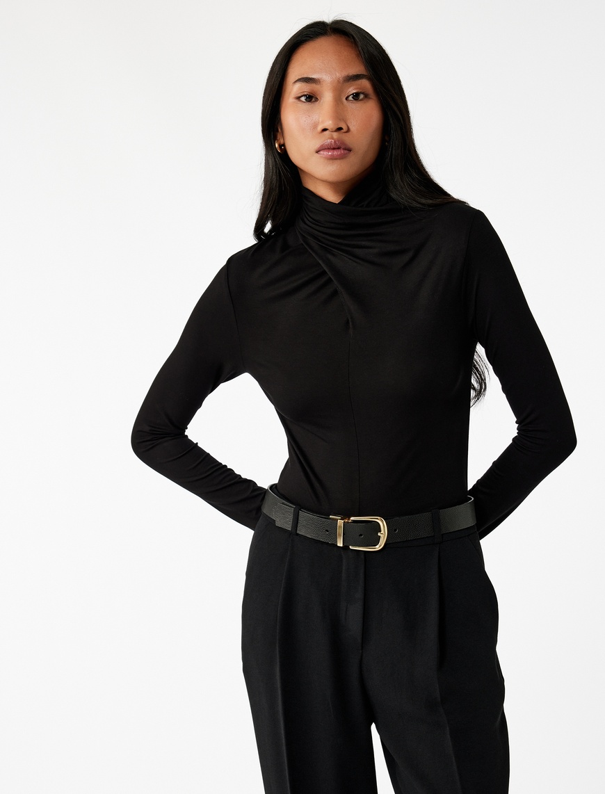   Uzun Kollu Slim Fit Drapeli Dik Yaka Tişört