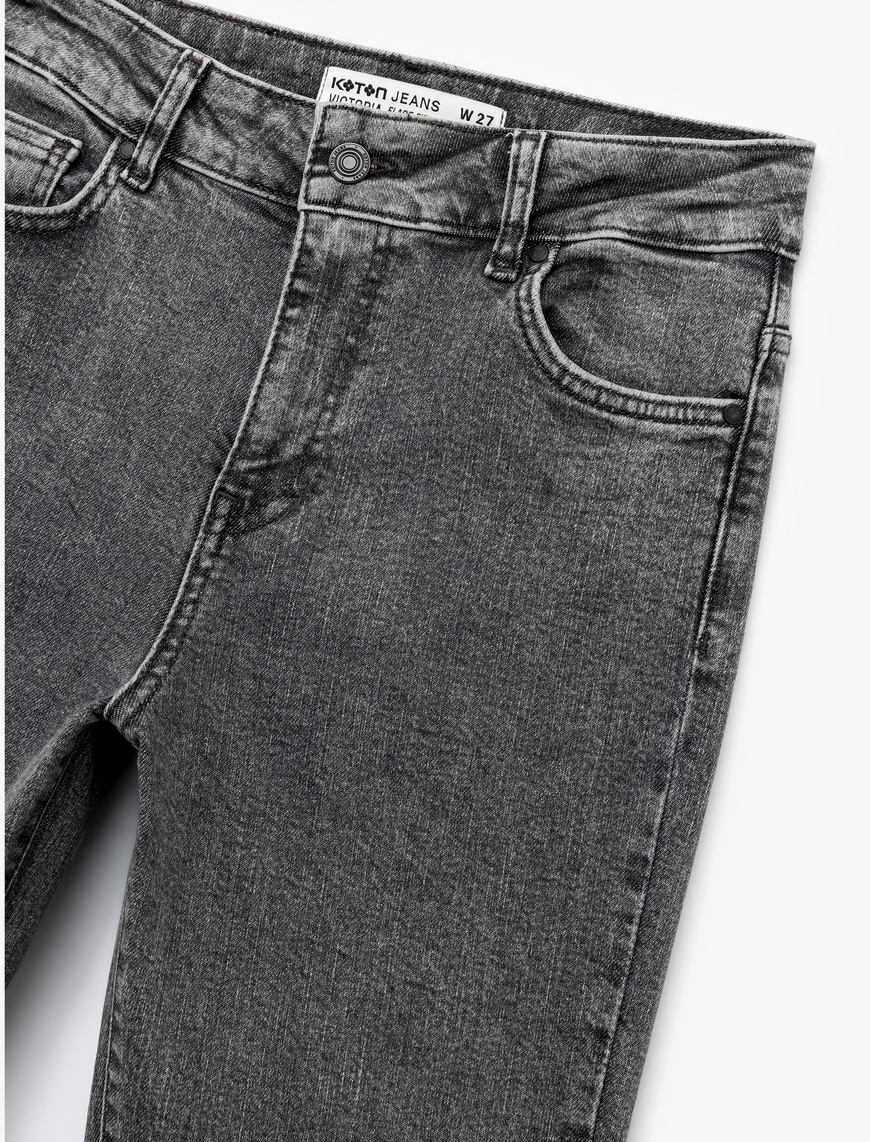   Pamuklu Normal Bel Dar Kesim İspanyol Paça Jean Pantolon - Flare Jeans
