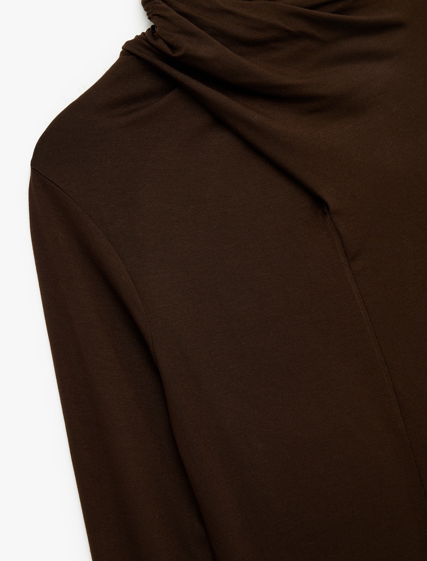   Uzun Kollu Slim Fit Drapeli Dik Yaka Tişört