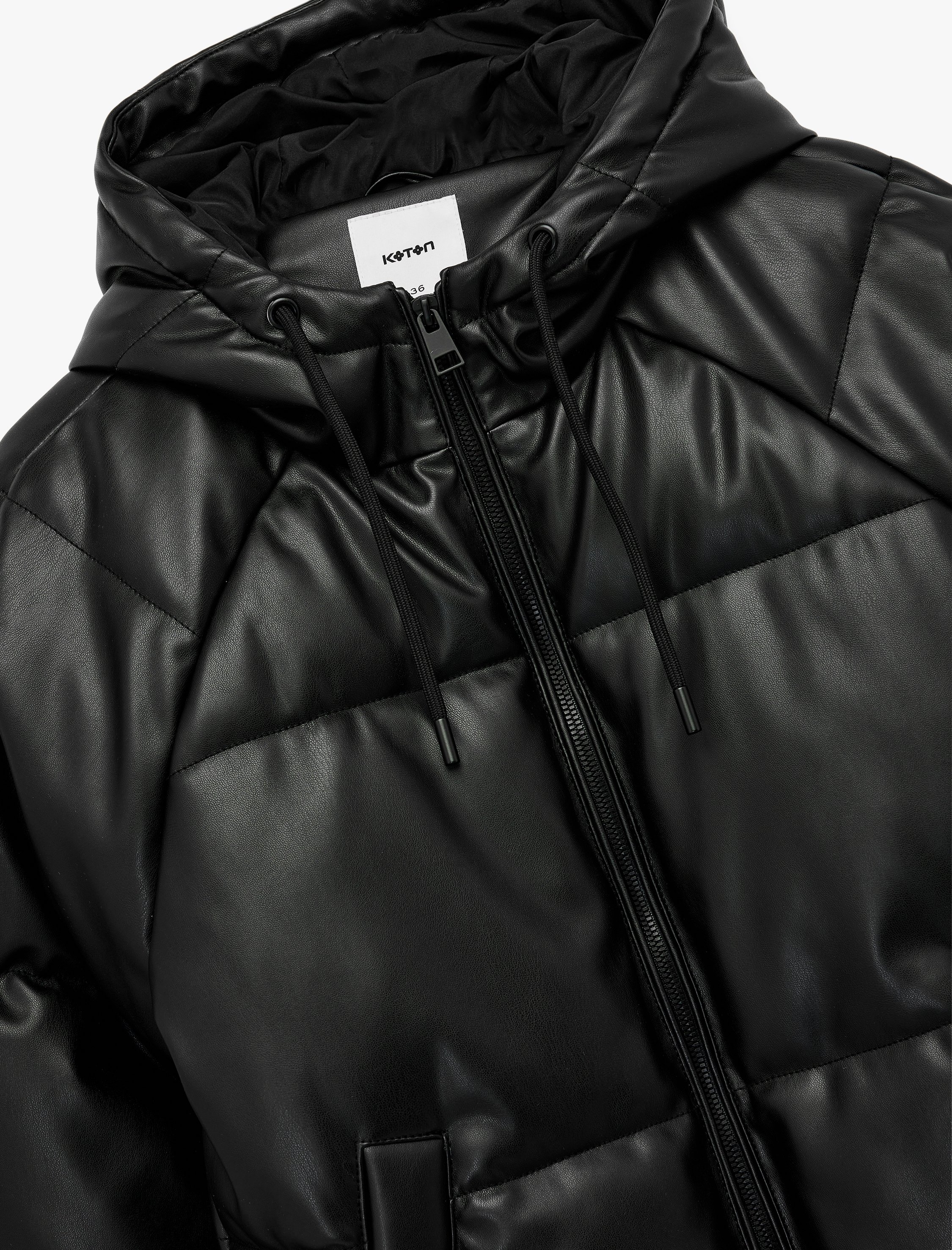   Fermuarlı Uzun Kollu Cepli Kapüşonlu Crop Suni Deri Şişme Mont