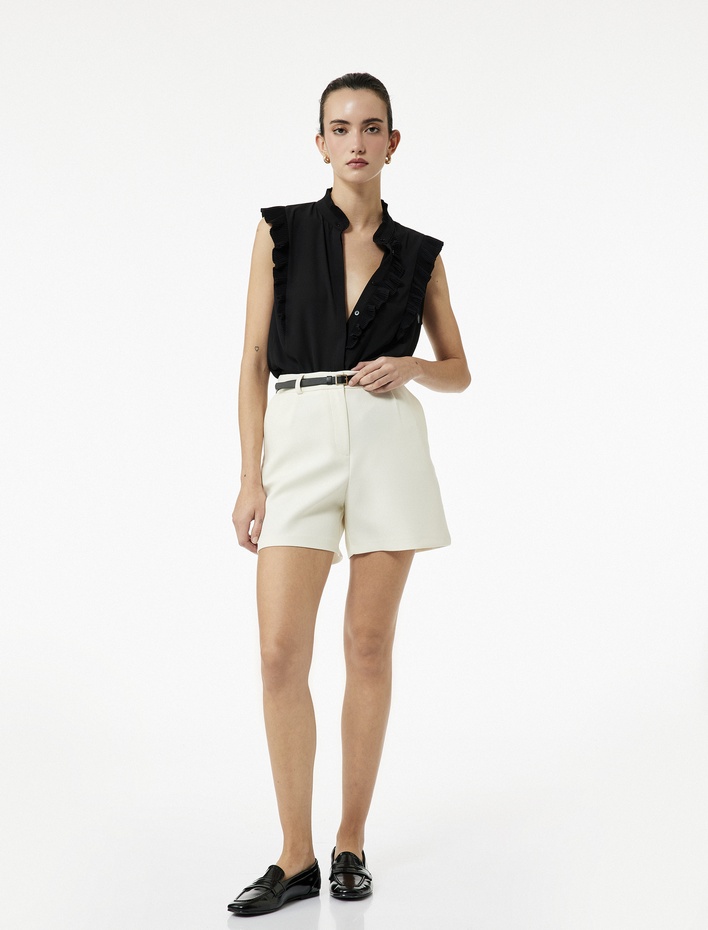  Regular Fit Hakim Yaka Kolsuz Fırfırlı Krep Gömlek