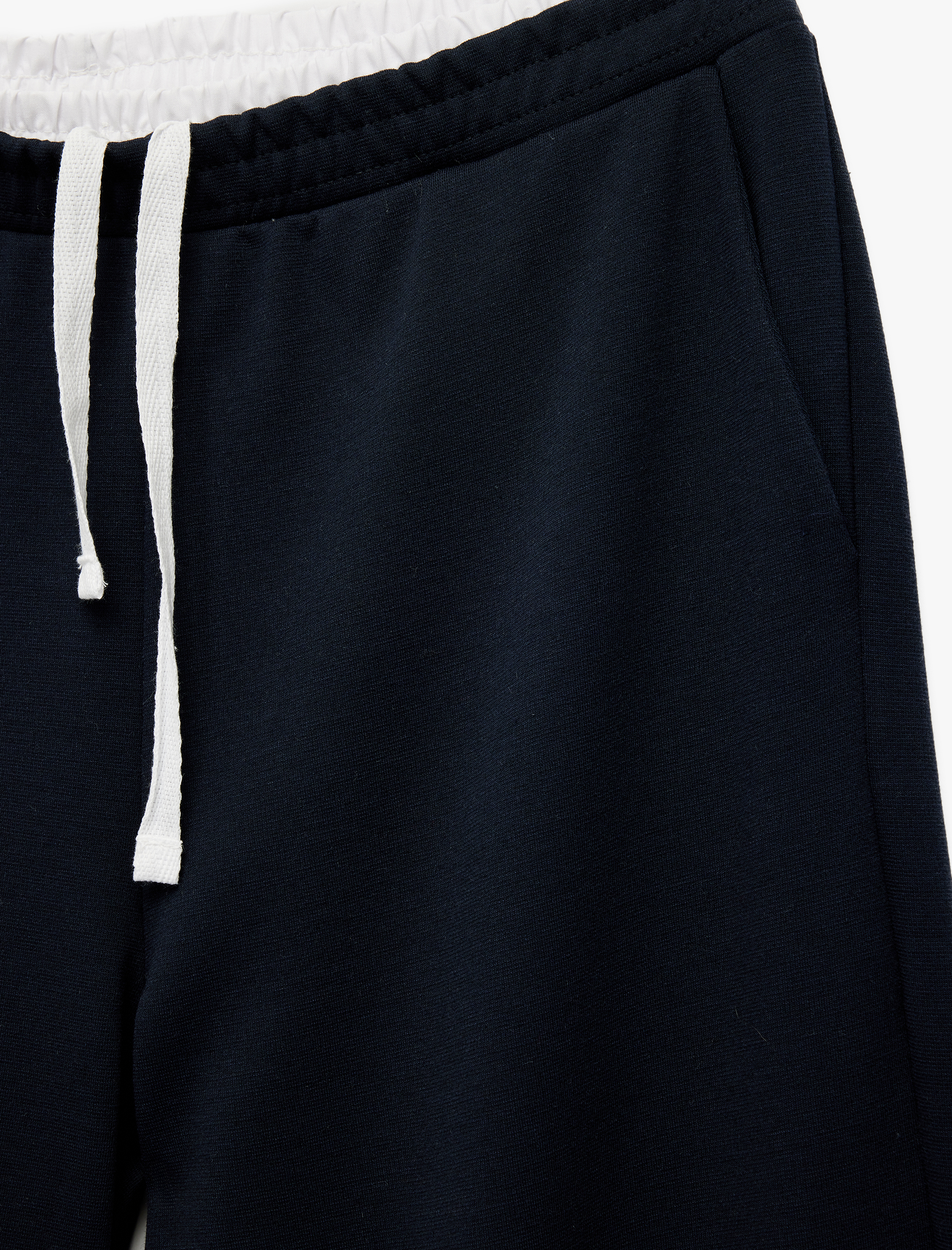   Cepli Çift Bel Detaylı Bağlamalı Geniş Paça Eşofman Altı