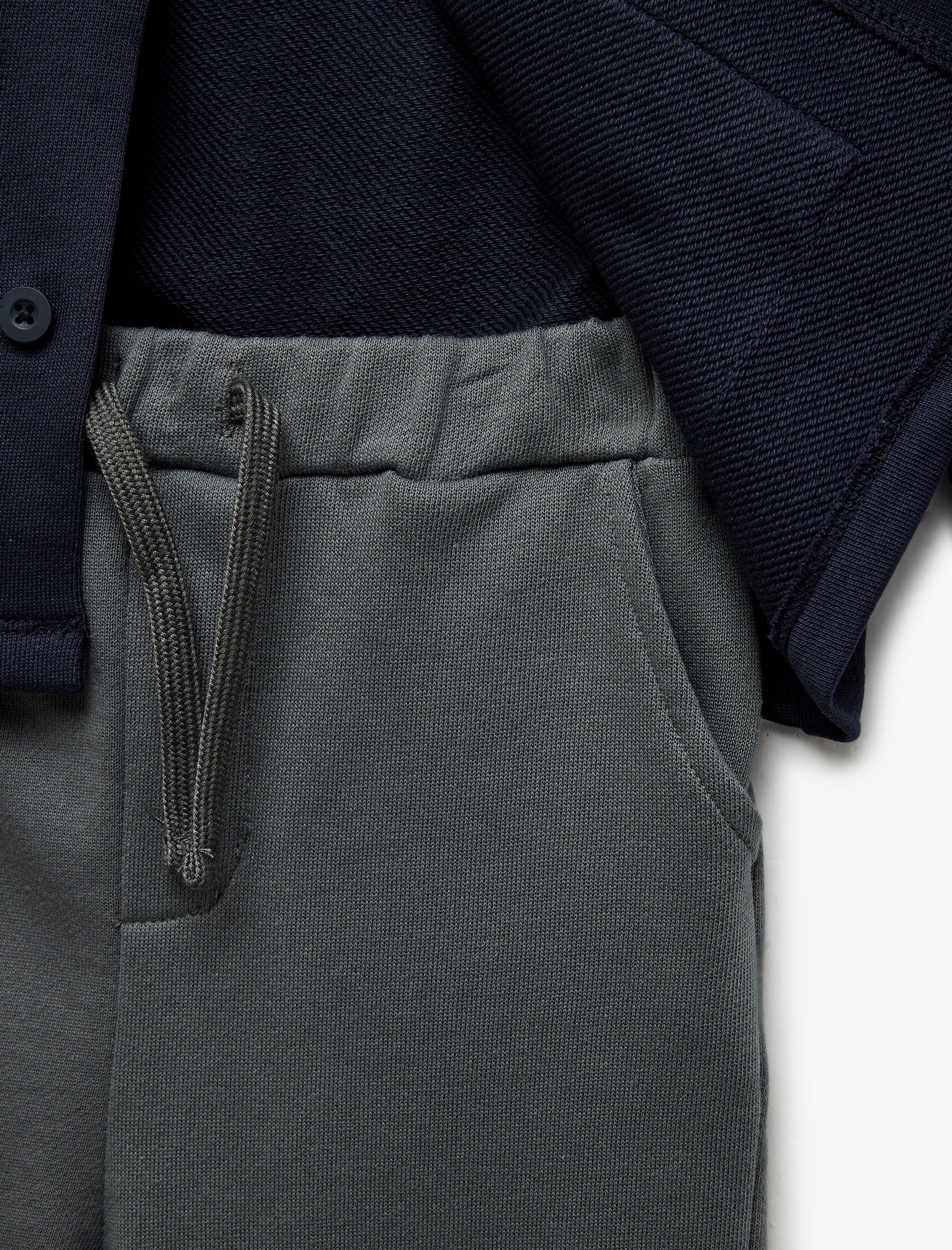  Erkek Bebek Uzun Kollu Düğmeli Yaka Pamuklu Gömlek ve Beli Bağcıklı Pantolon Seti