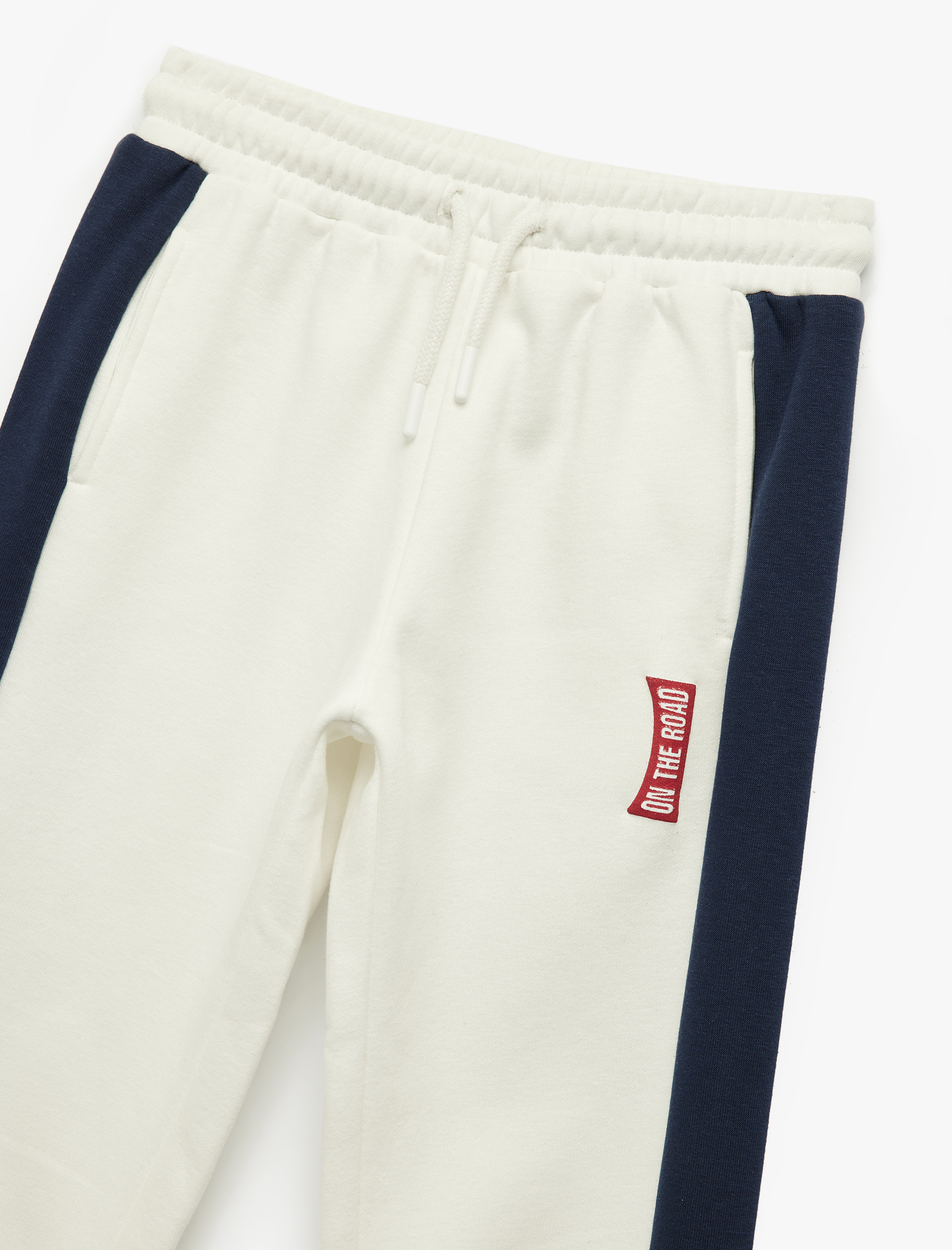  Erkek Çocuk Üç İplik Şardonlu Cepli Beli Lastikli Renk Kontrastlı Jogger Eşofman Altı