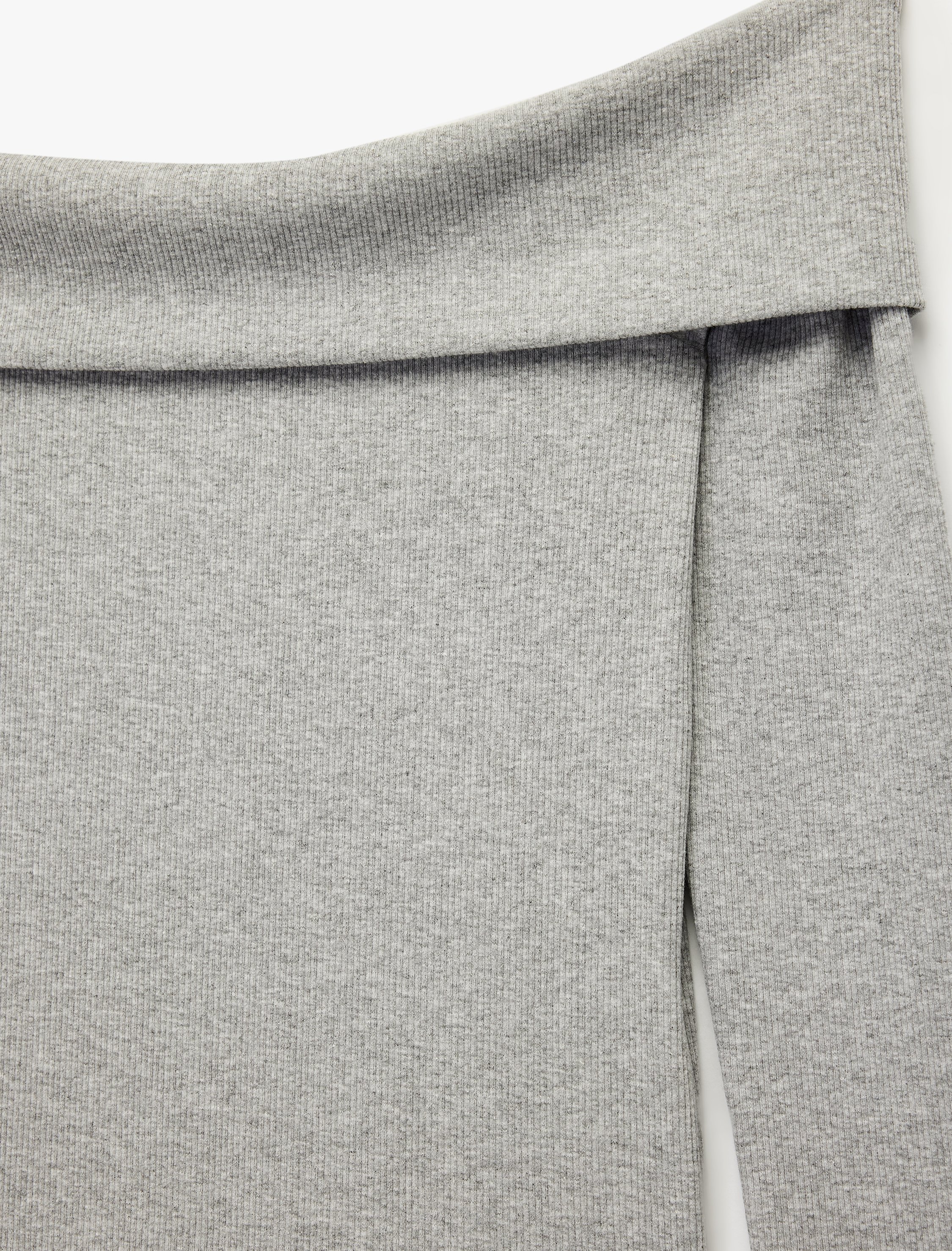 Kaşkorse Slim Fit Uzun Kollu Açık Omuz Tişört