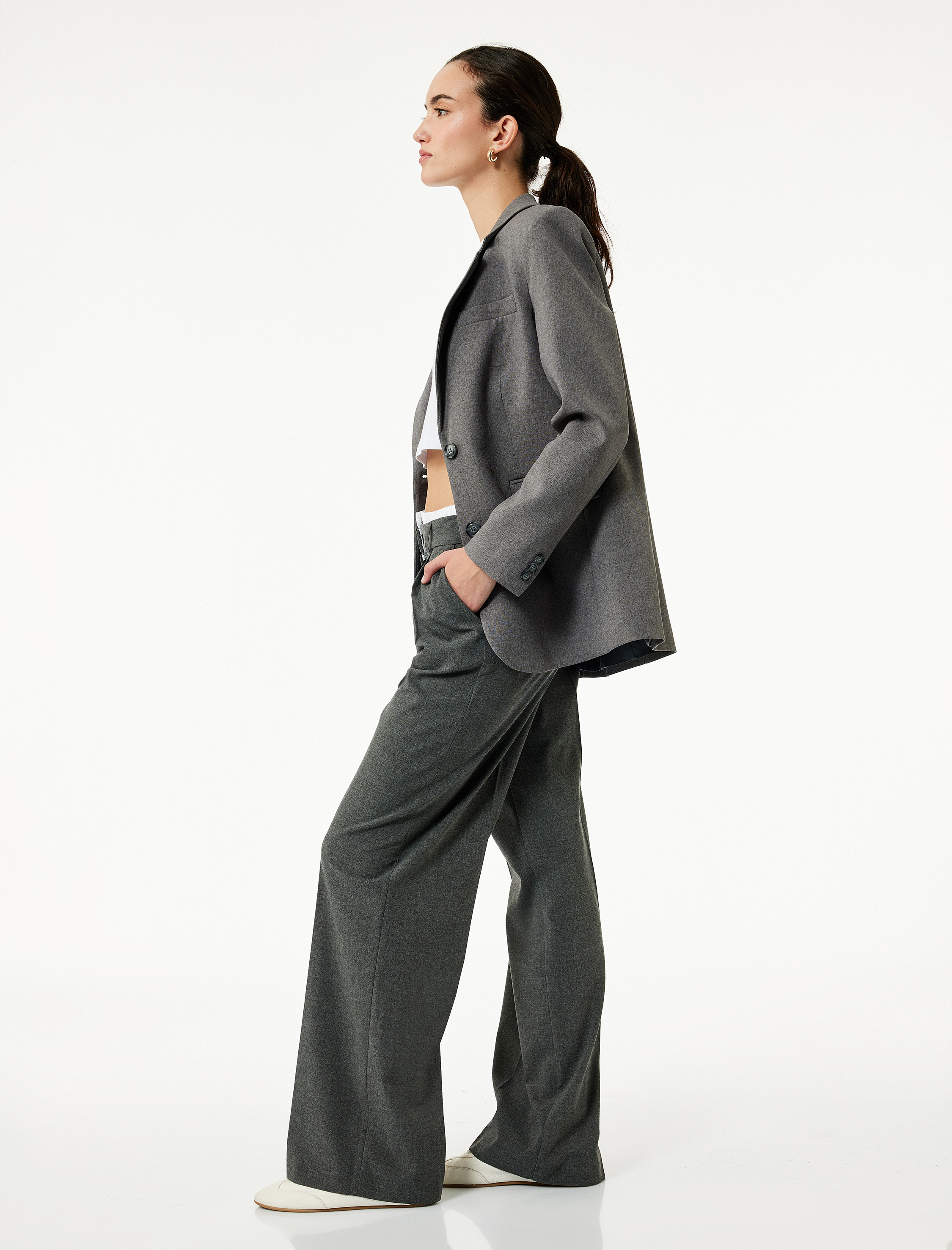   Cepli Pile Detaylı Geniş Paça Baggy Kumaş Pantolon