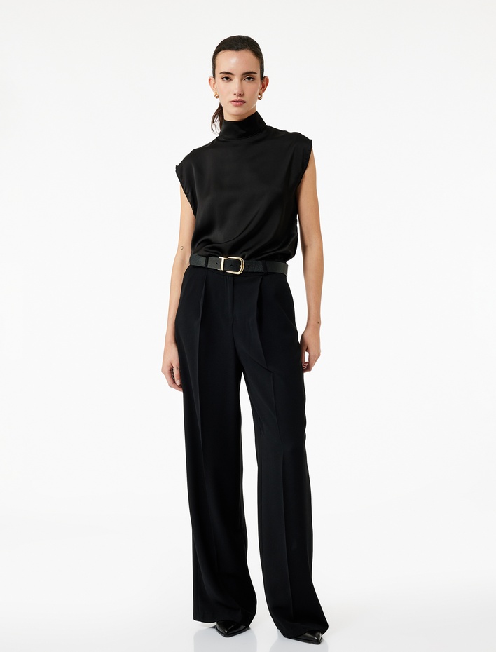  Dik Yaka Kolsuz Saten Bluz