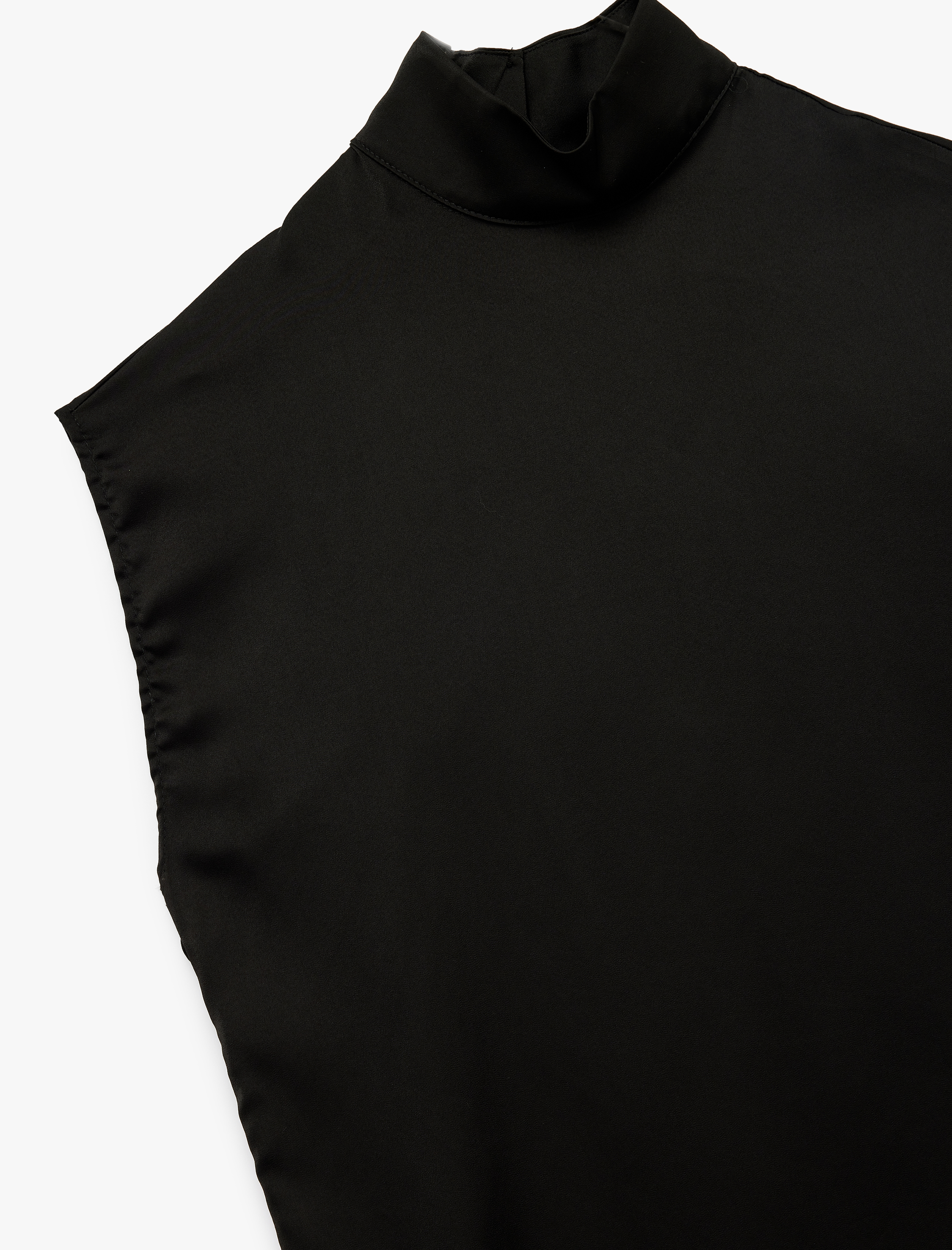   Dik Yaka Kolsuz Saten Bluz