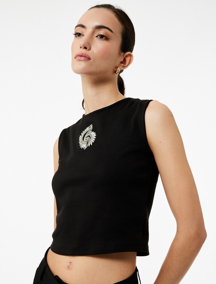  Pamuklu Slim Fit Bisiklet Yaka Taş Detaylı Kolsuz Bluz