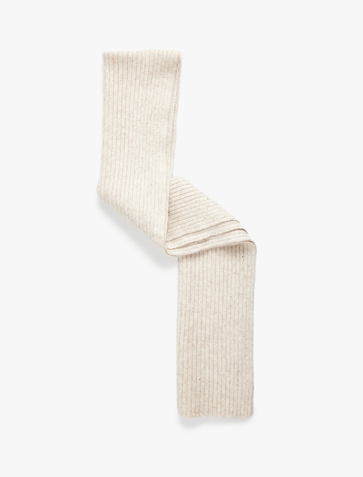 Kadın Uzun Triko Dokulu Atkı