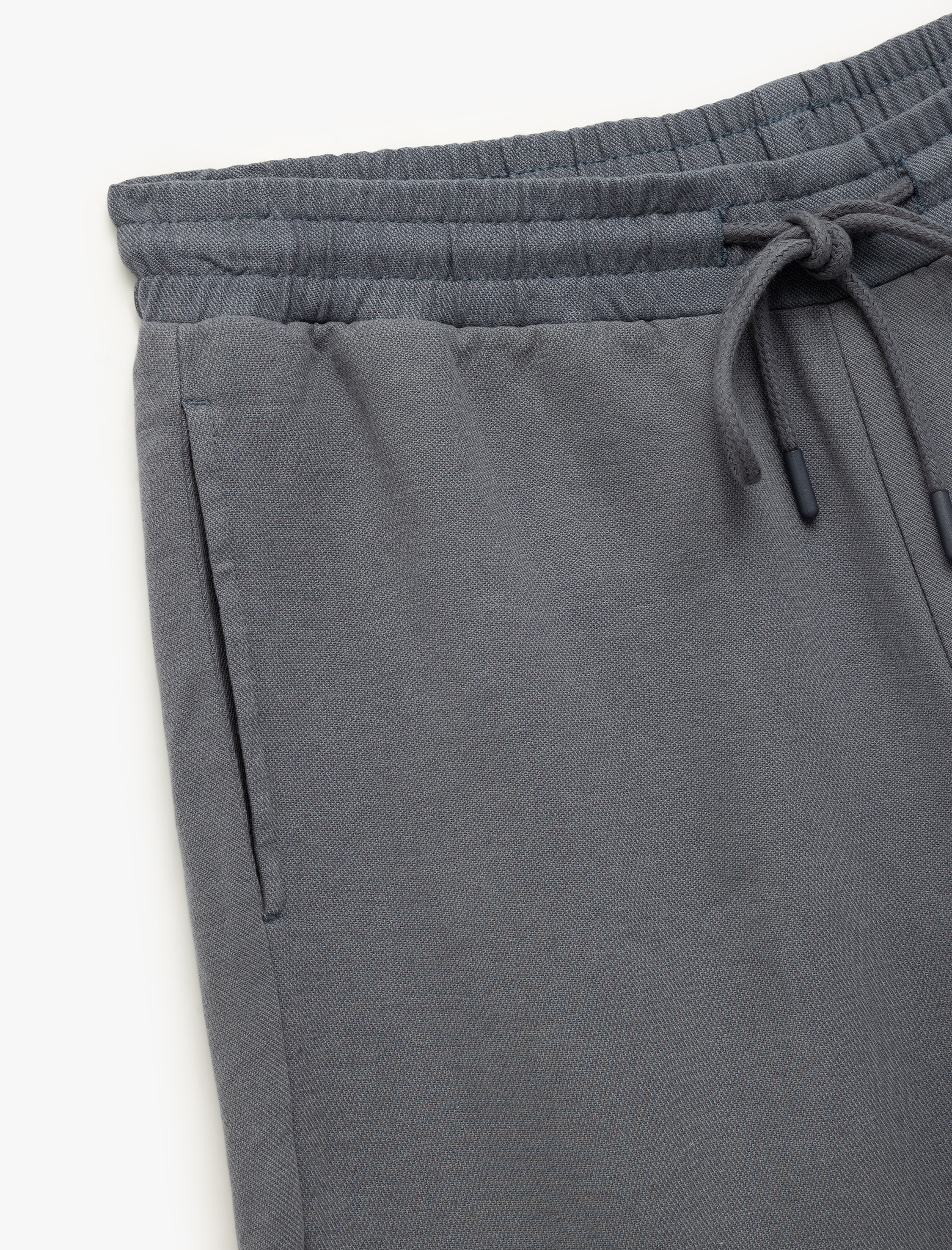   Keten Viskon Karışımlı Cep Detaylı Beli Bağcıklı Şort