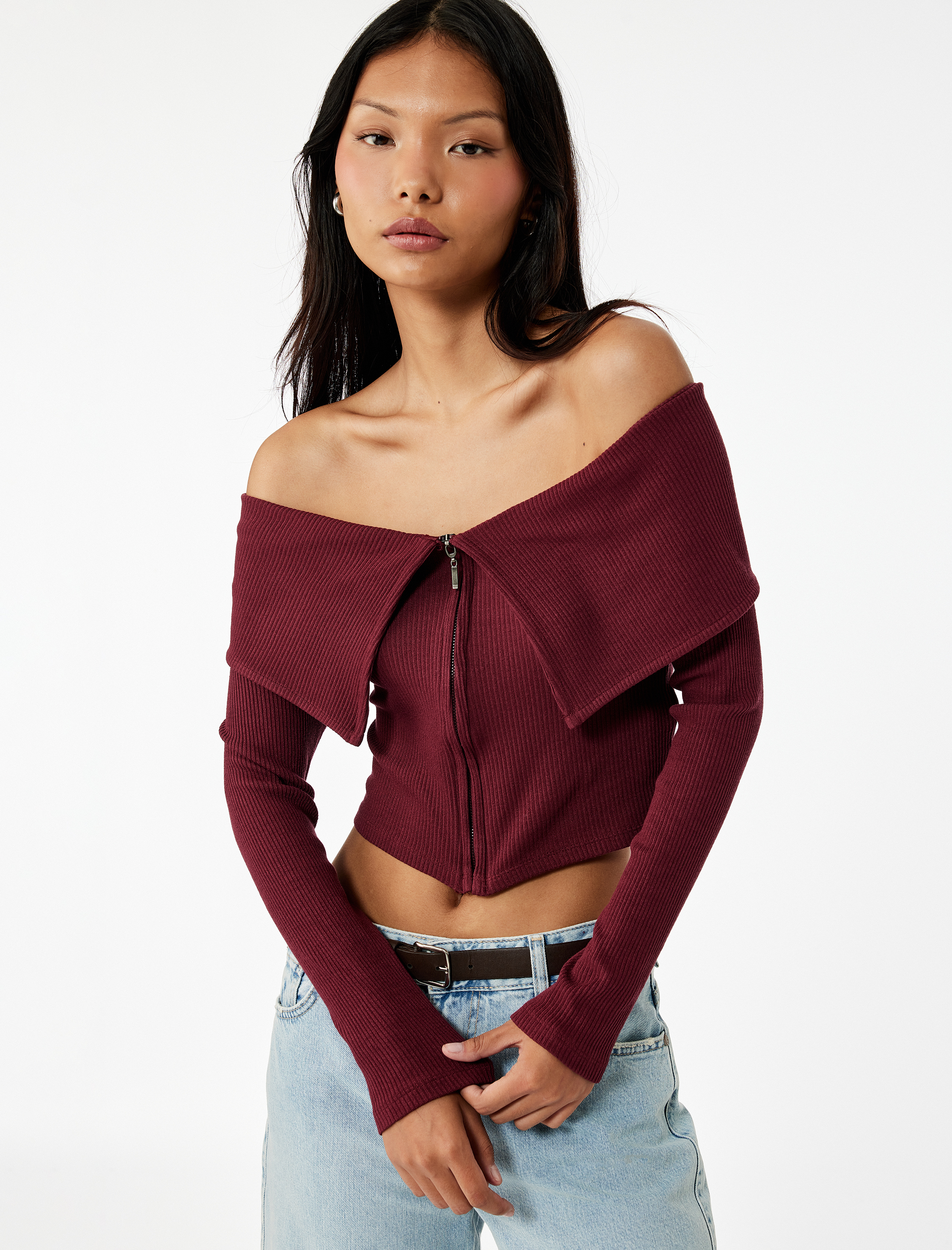   Slim Fit Fermuarlı Omzu Açık Uzun Kollu Tişört