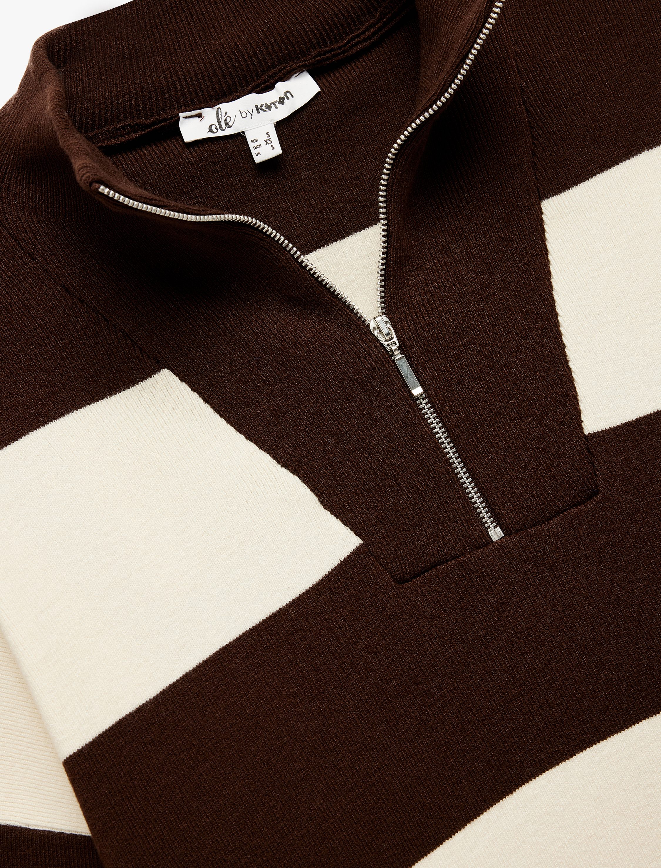   Viskon Karışımlı Renk Bloklu Uzun Kollu Yarım Fermuarlı Triko Kazak