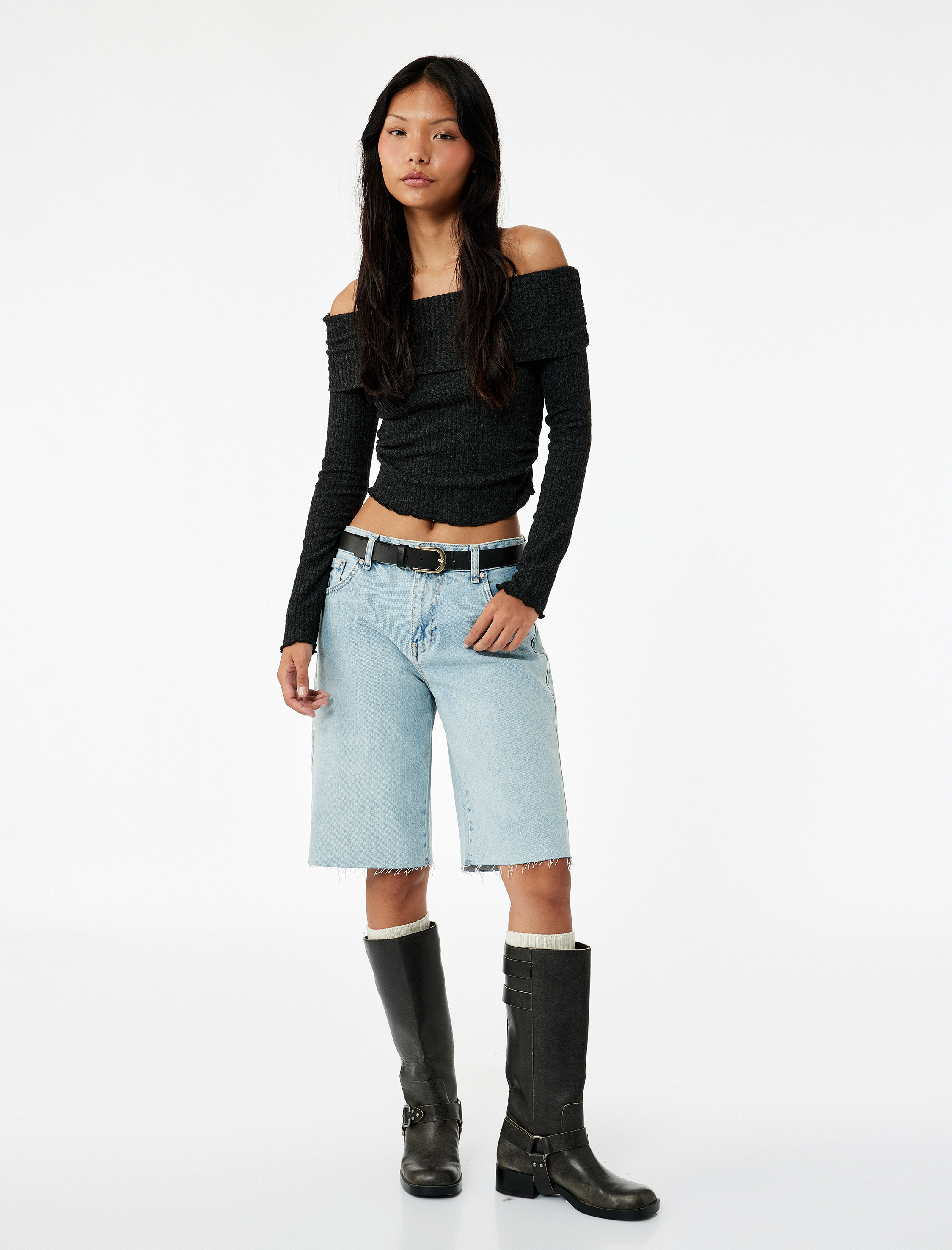   Viskon Karışımlı Kaşkorse Omzu Açık Slim Fit Uzun Kollu Tişört