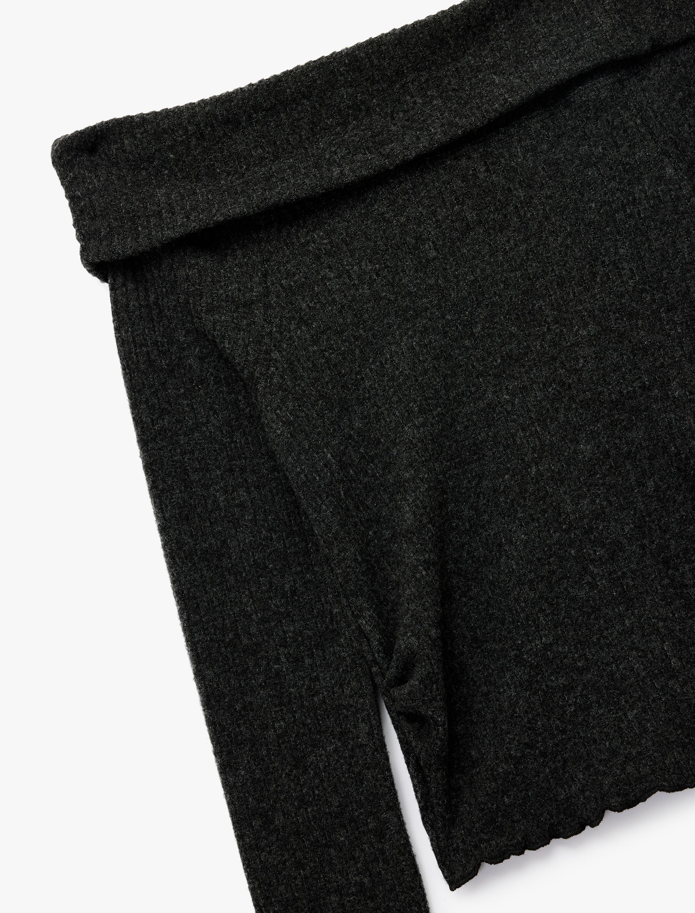   Viskon Karışımlı Kaşkorse Omzu Açık Slim Fit Uzun Kollu Tişört