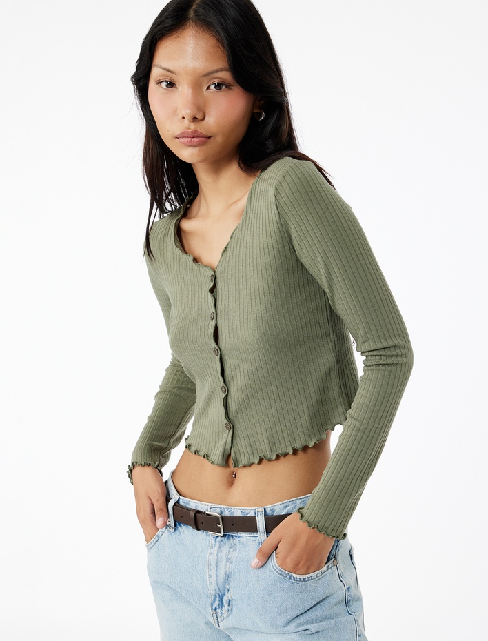  V Yaka Düğmeli Fırfırlı Kaşkorse Viskon Karışımlı Uzun Kollu Tişört