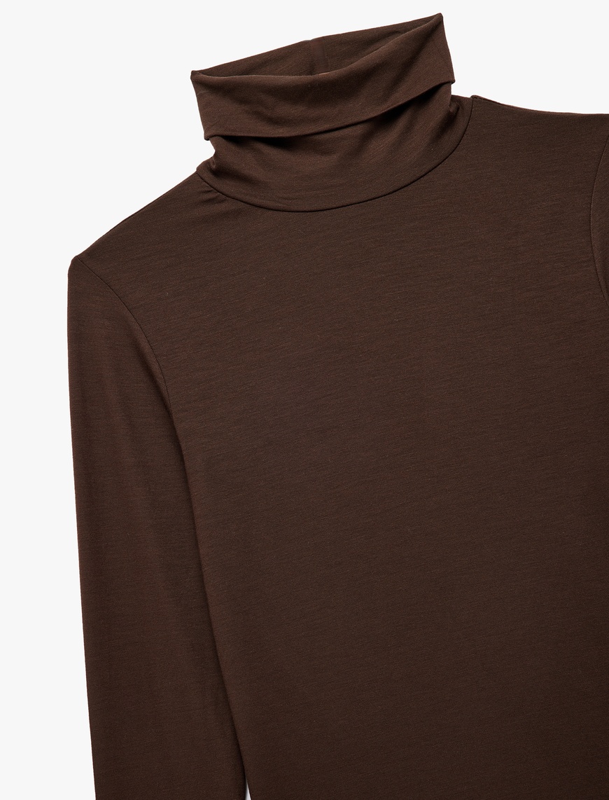   Slim Fit Viskon Kumaş Uzun Kollu Balıkçı Yaka Tişört