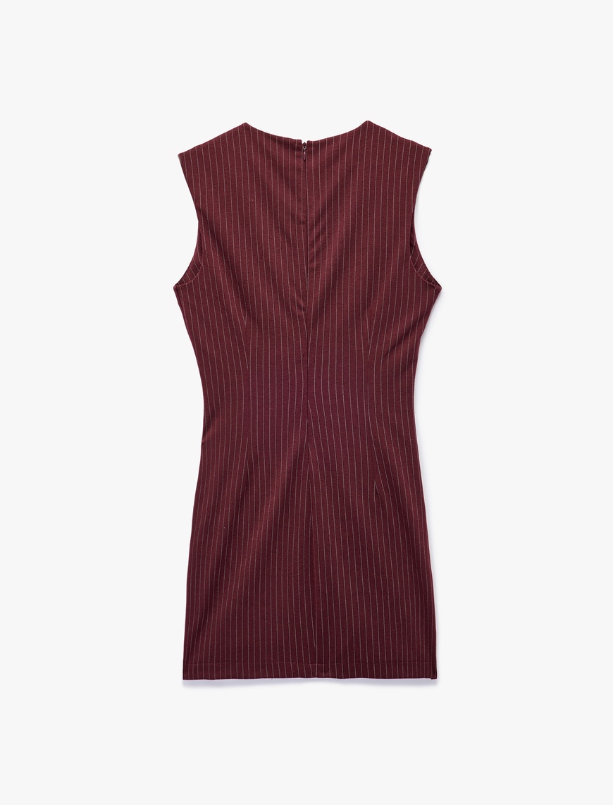   Drape Detaylı Asimetrik Kesim Kolsuz Bisiklet Yaka Mini Elbise