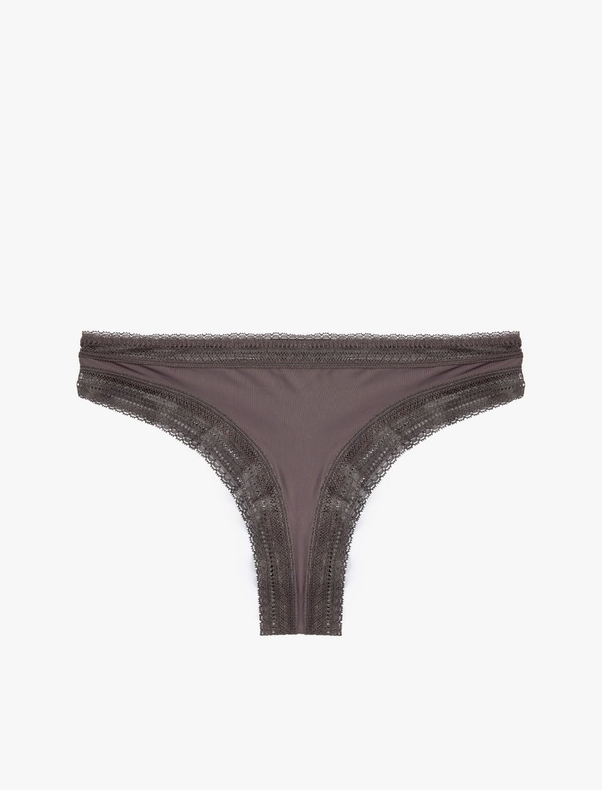   Dantel Detaylı String Külot