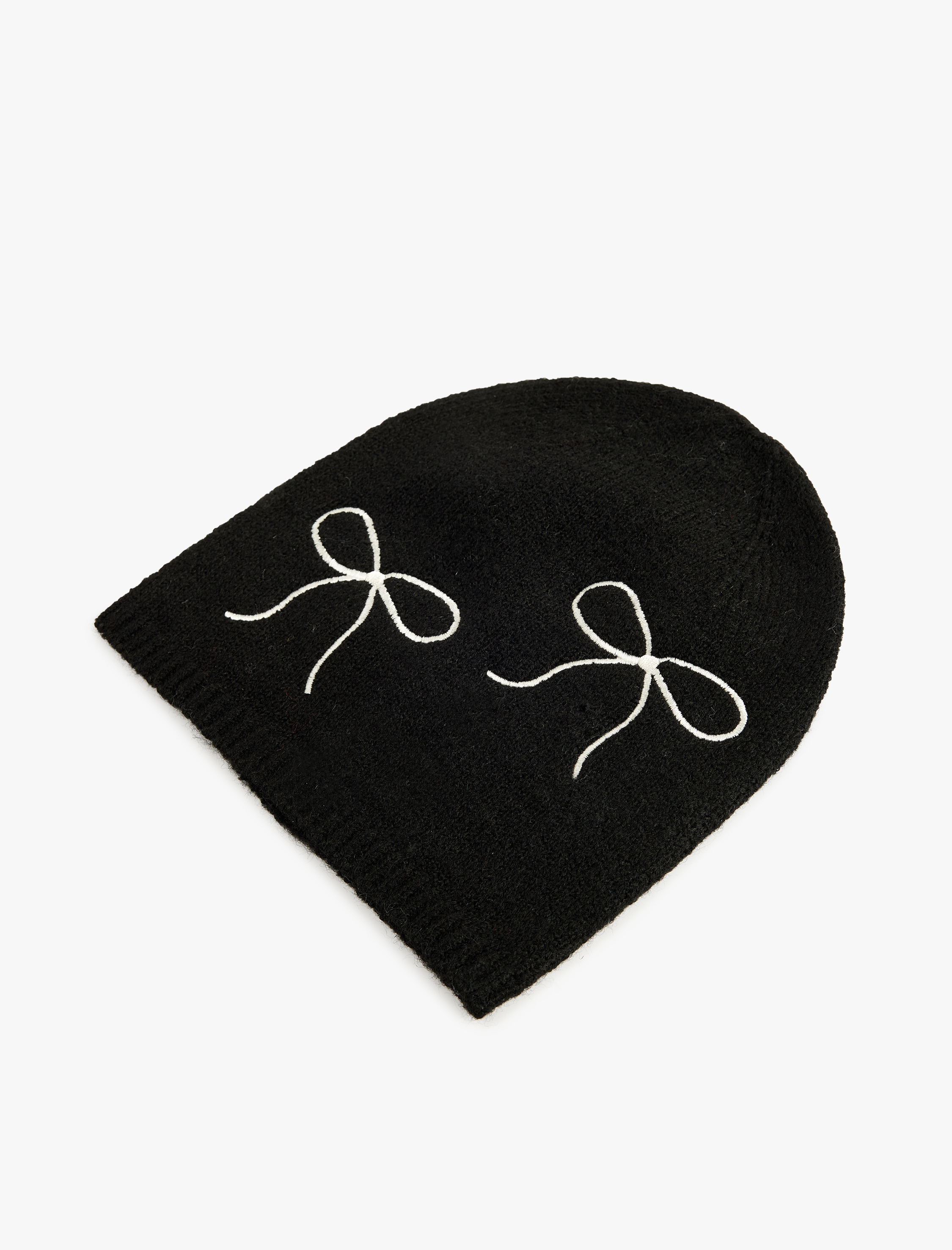  Kadın Fiyonk Detaylı Örgü Bere