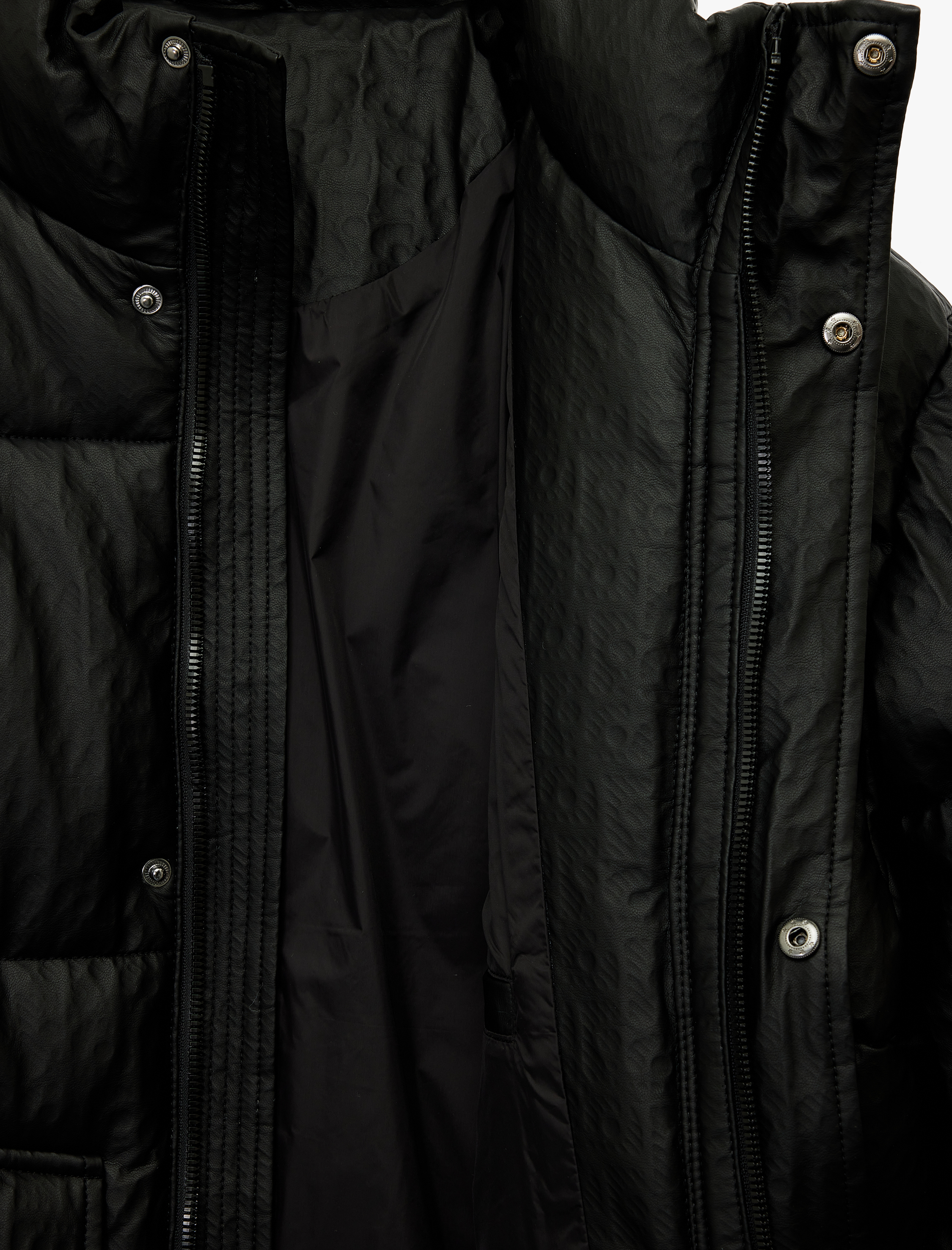   Regular Fit Kapaklı Cep Detaylı Fermuarlı Uzun Kollu Dik Yaka Kışlık Şişme Mont