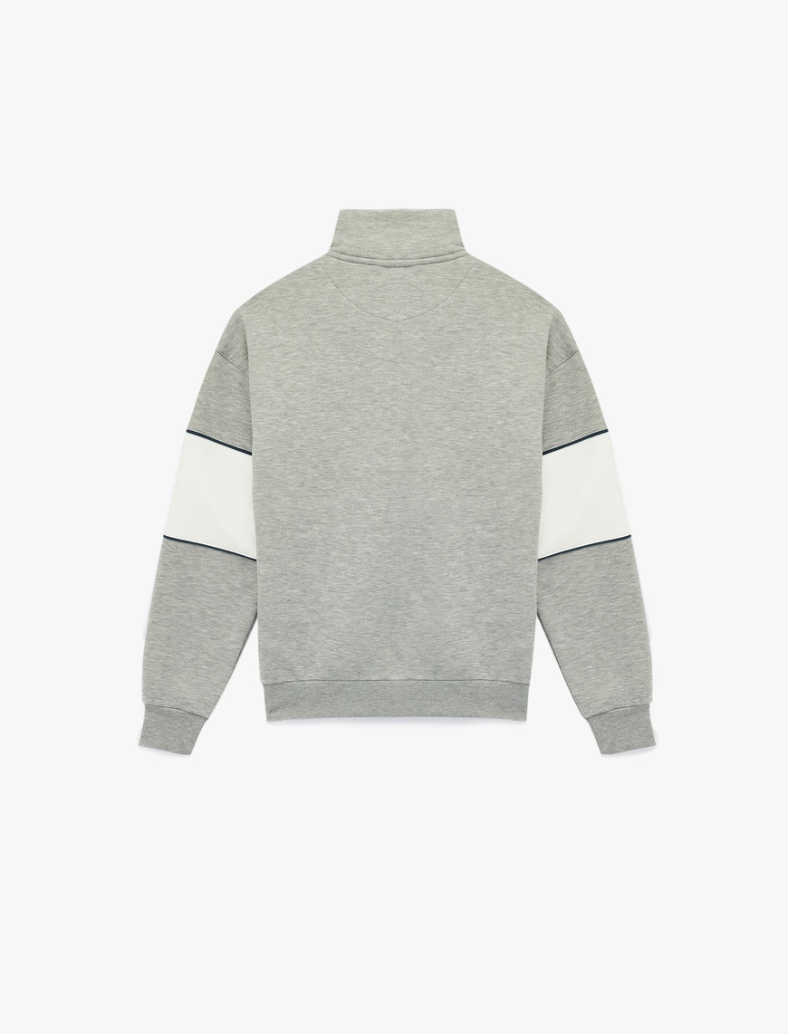   Oversize Şardonlu Renk Bloklu Kolej Baskılı Yarım Fermuarlı Sweatshirt