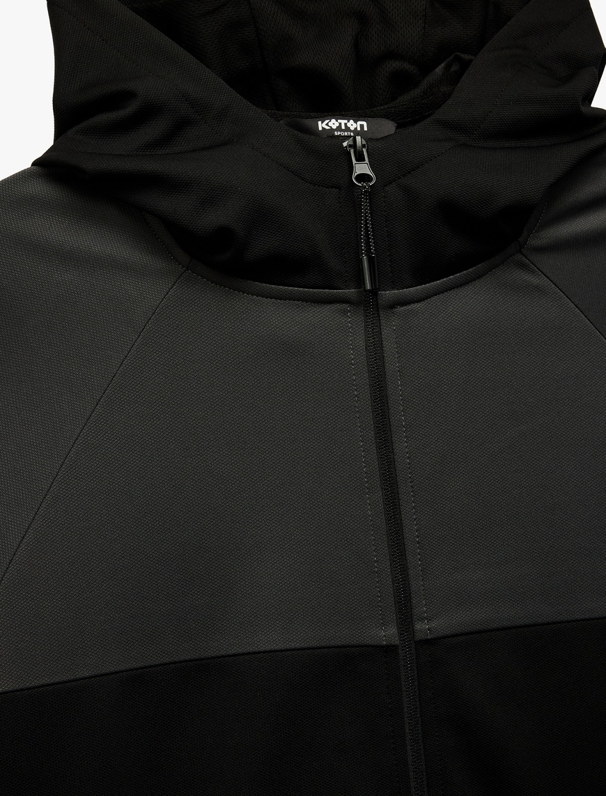   Renk Bloklu Fermuarlı Uzun Kollu Kapüşonlu Spor Sweatshirt
