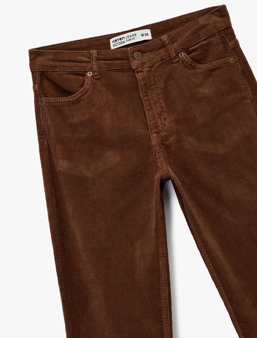   Dar Kesim Düğmeli Cepli İspanyol Paça Kadife Pantolon - Flare Jeans
