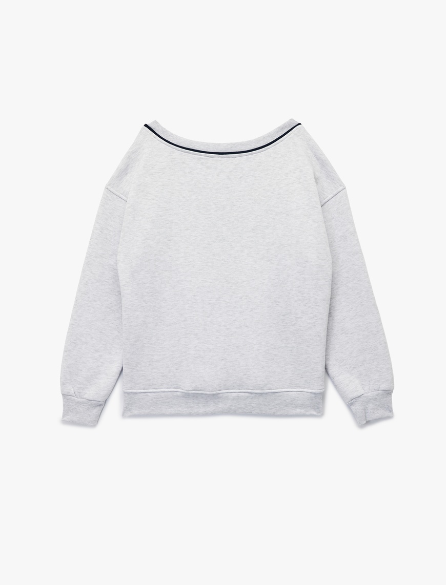   Uzun Kollu V Yaka Biyeli Nakışlı Oversize Sweatshirt