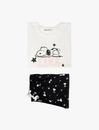 Snoopy Baskılı Lisanslı Uzun Kollu Bisiklet Yaka Pamuklu Pijama Takımı