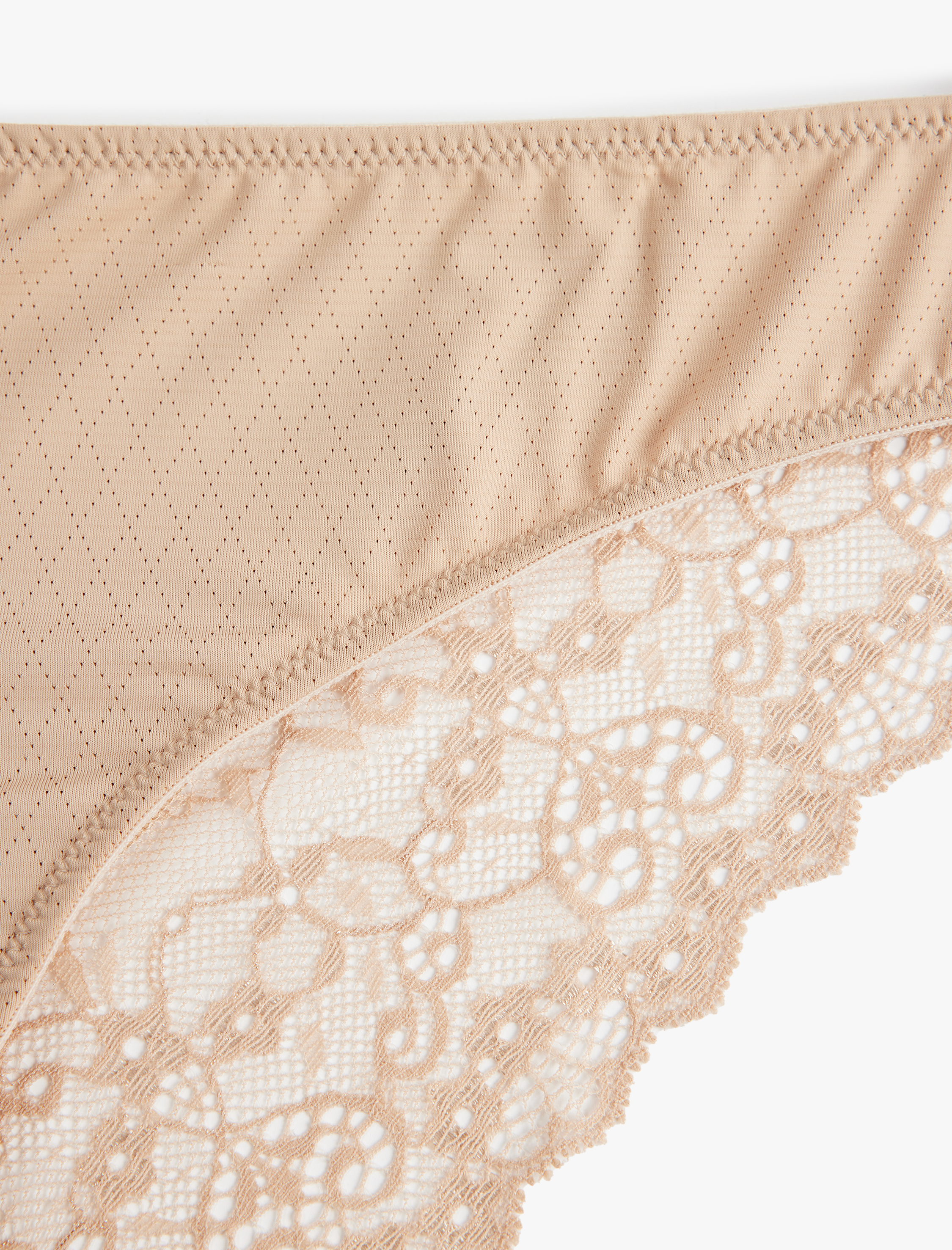   Dantel Detaylı Rahat Kalıp Brazilian Külot