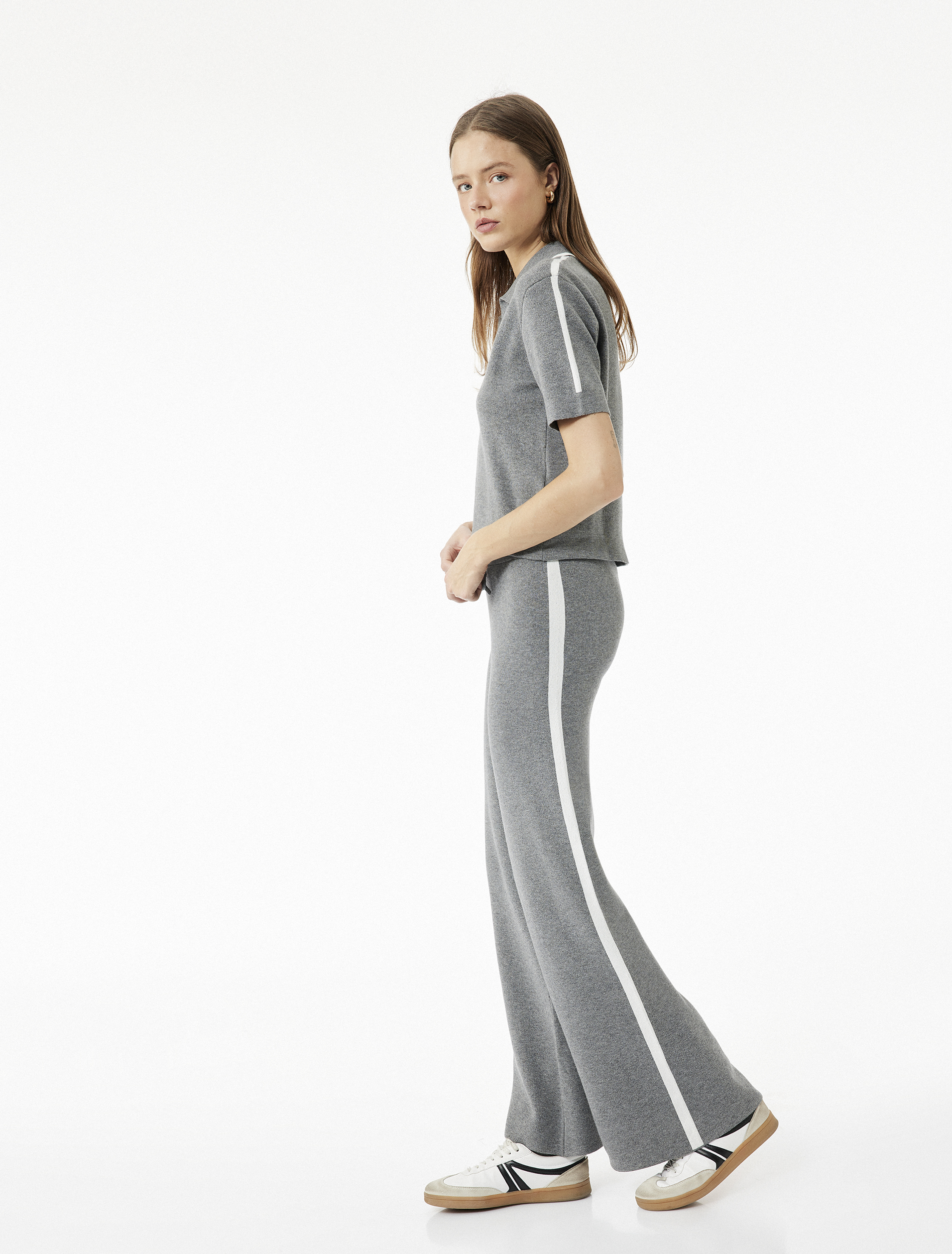   Viskon Karışımlı Yüksek Bel Bağcıklı Geniş Paça Triko Pantolon