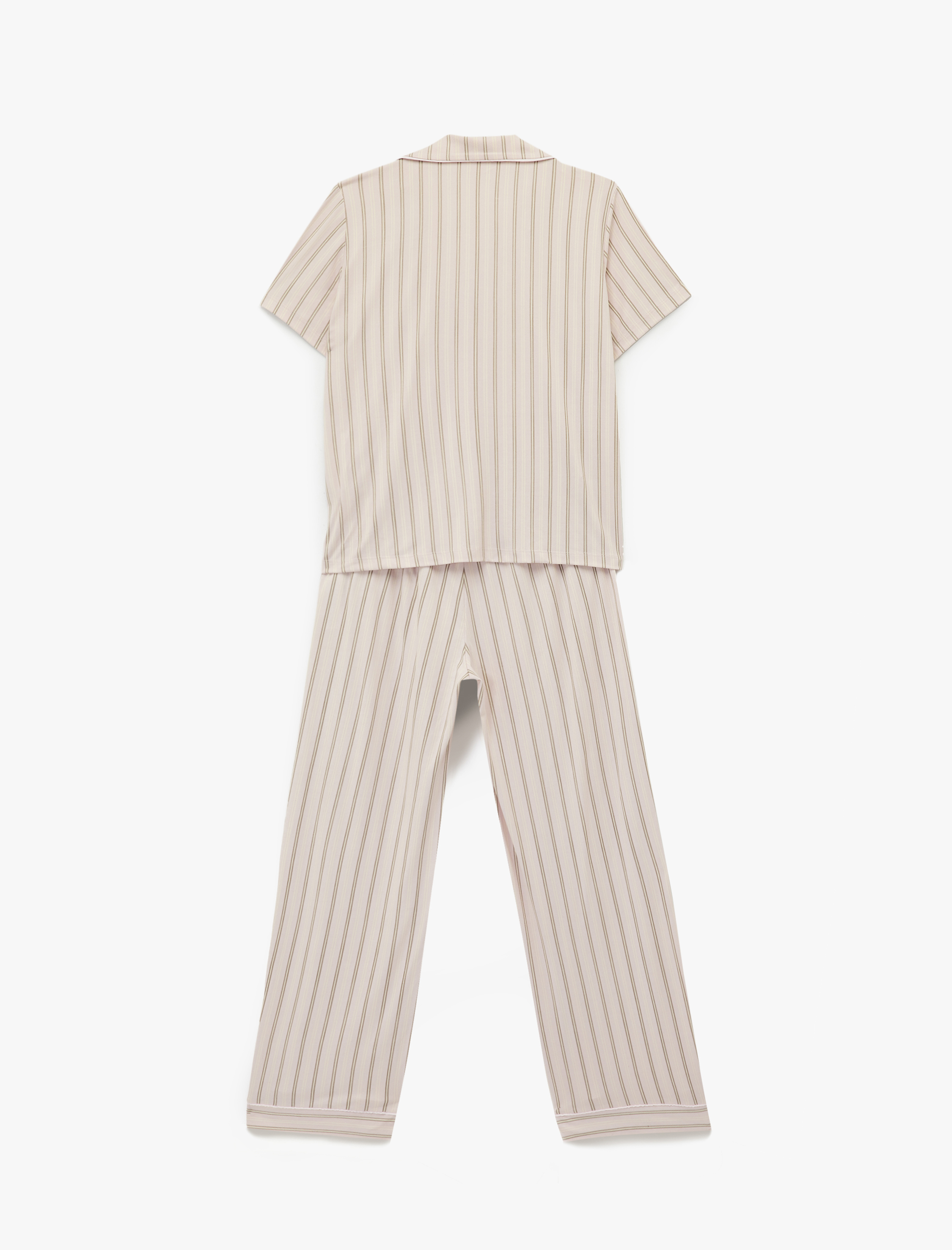   Rahat Kalıp Kısa Kollu Gömlek Yaka Çizgili Pijama Takımı