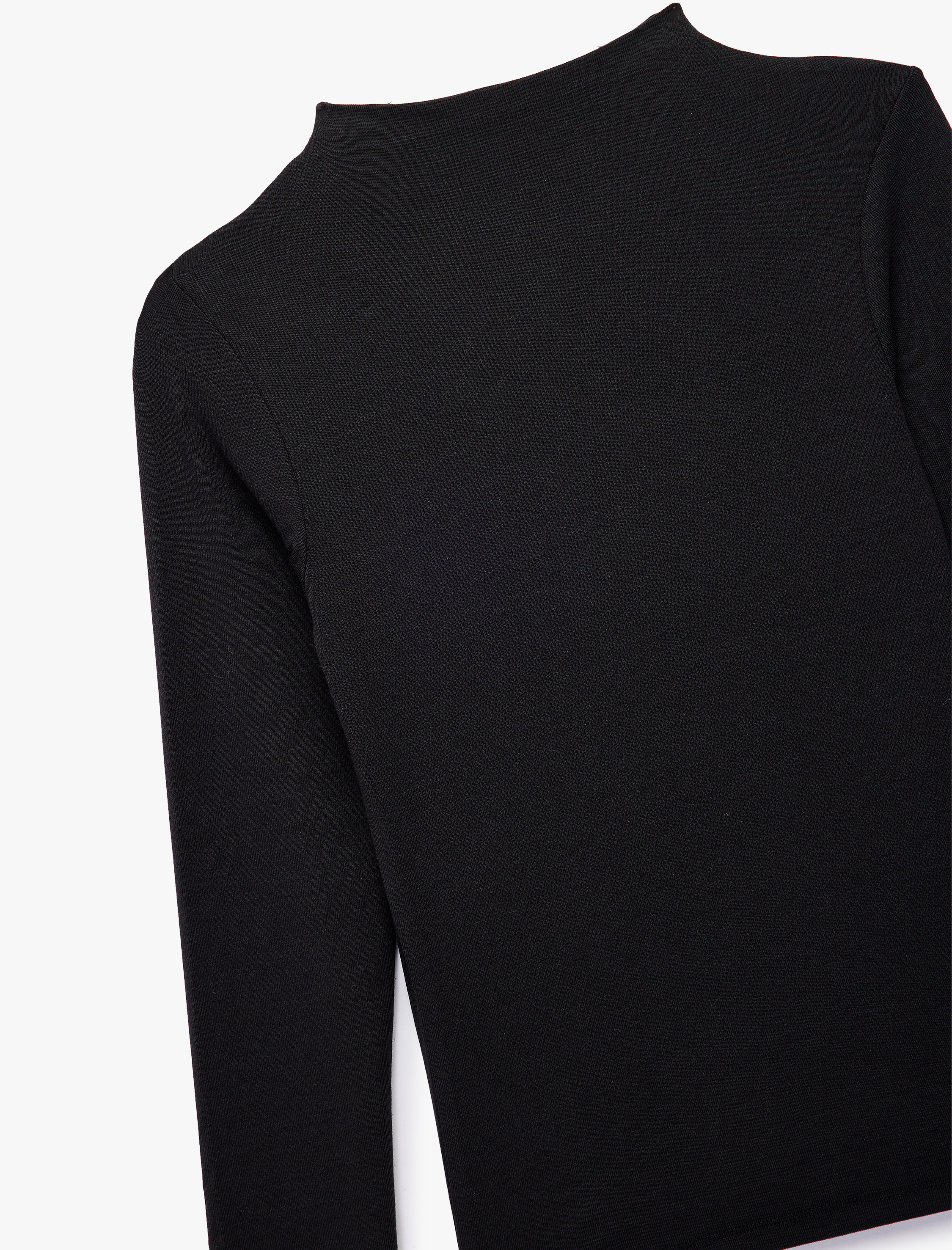 Dik Yaka Slim Fit Modal Karışımlı Basic Uzun Kollu Tişört