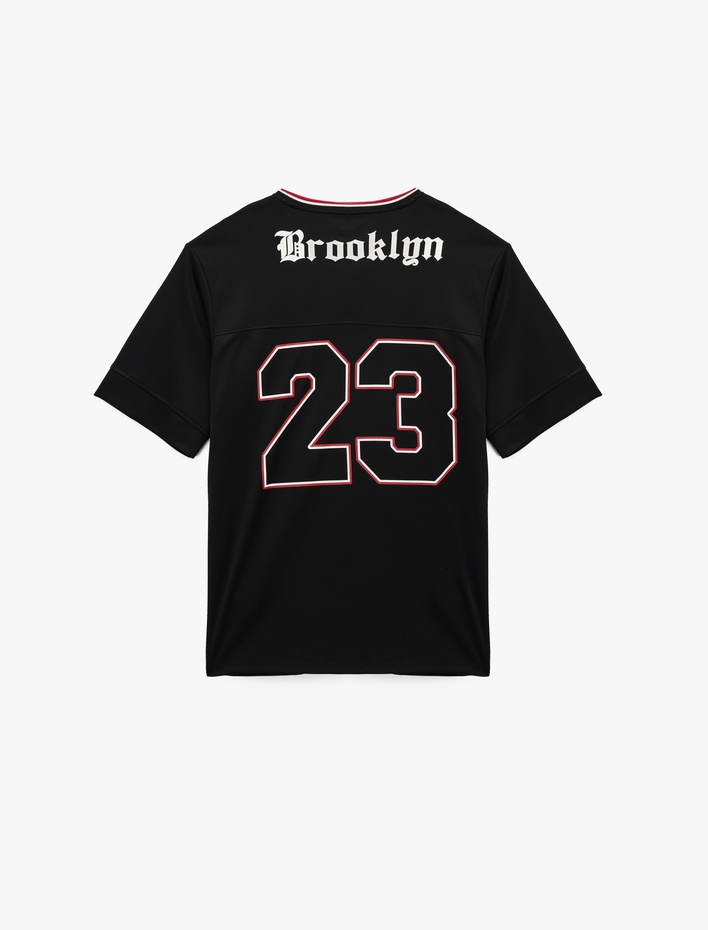  Kısa Kollu V Yaka Baskılı Oversize Spor Tişört