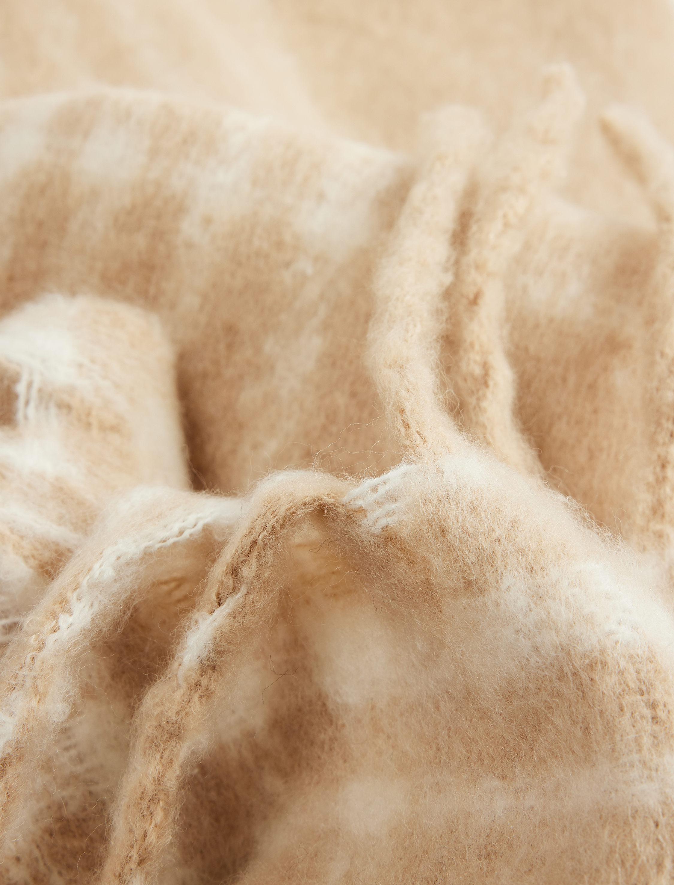  Kadın Ekose Desenli Yumuşak Dokulu Püsküllü Uzun Atkı