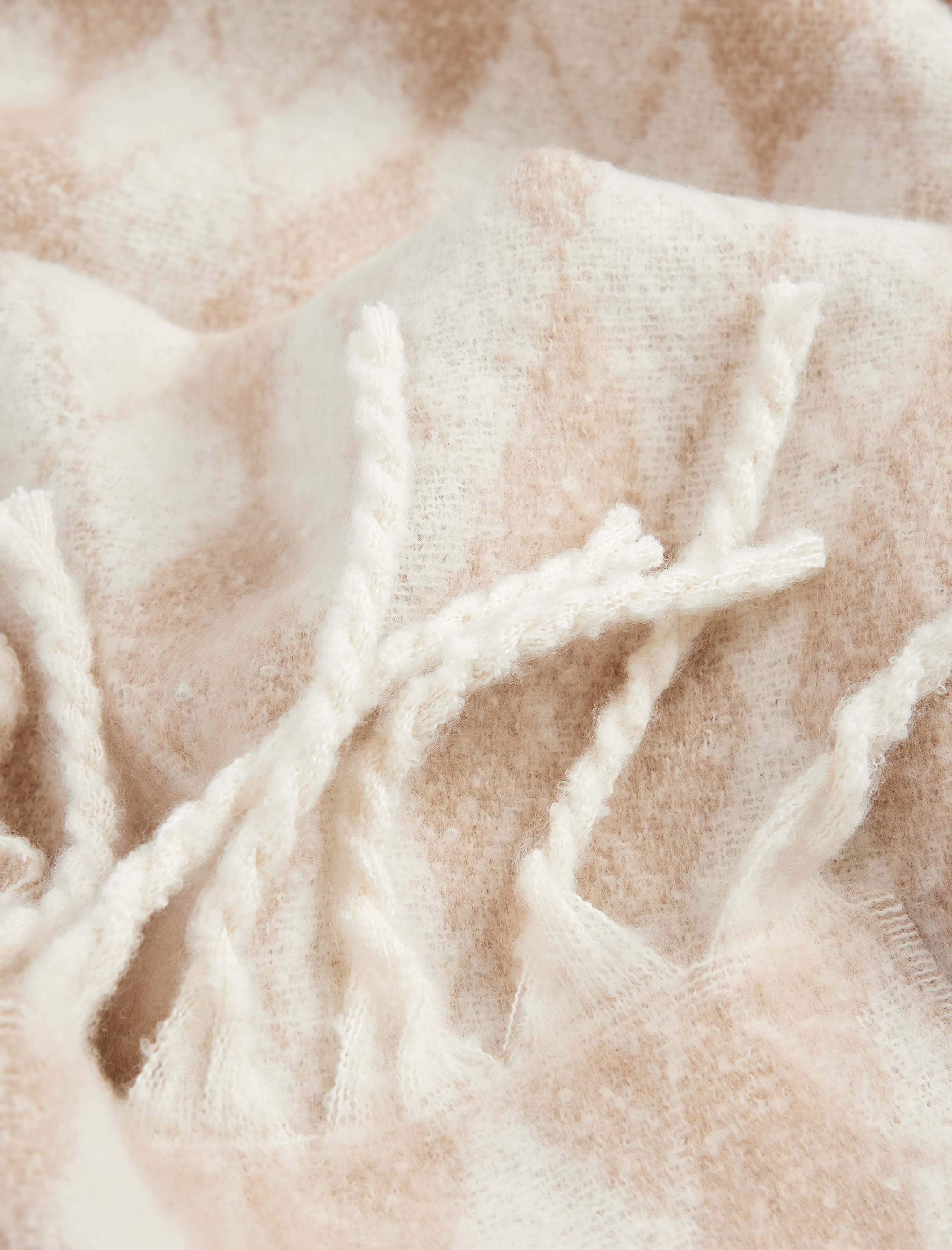  Kadın Yumuşak Dokulu Baklava Desenli Uzun Atkı