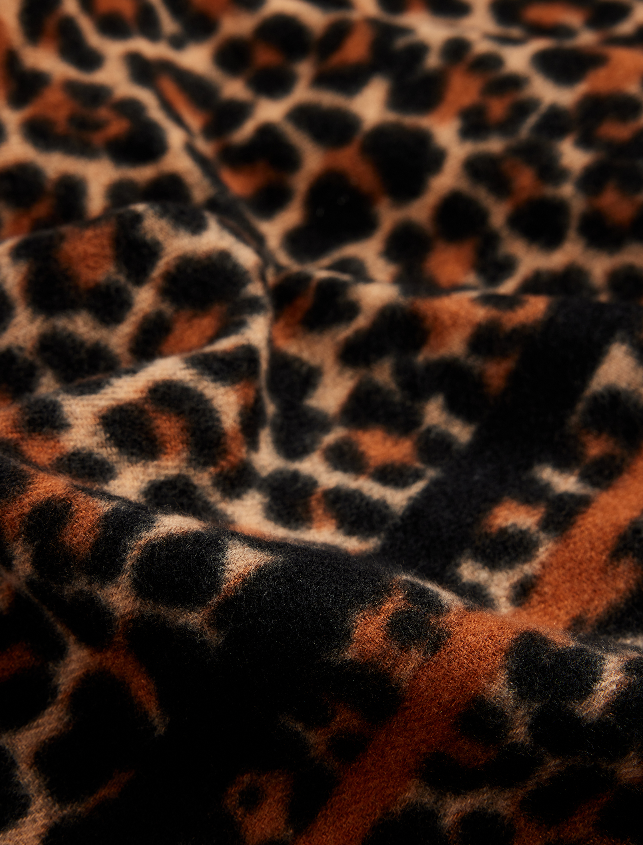  Kadın Leopar Desenli Uzun Atkı