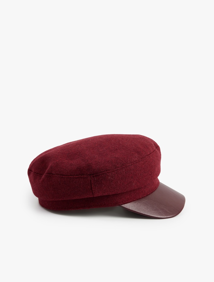 Kadın Suni Deri Detaylı Kasket Şapka