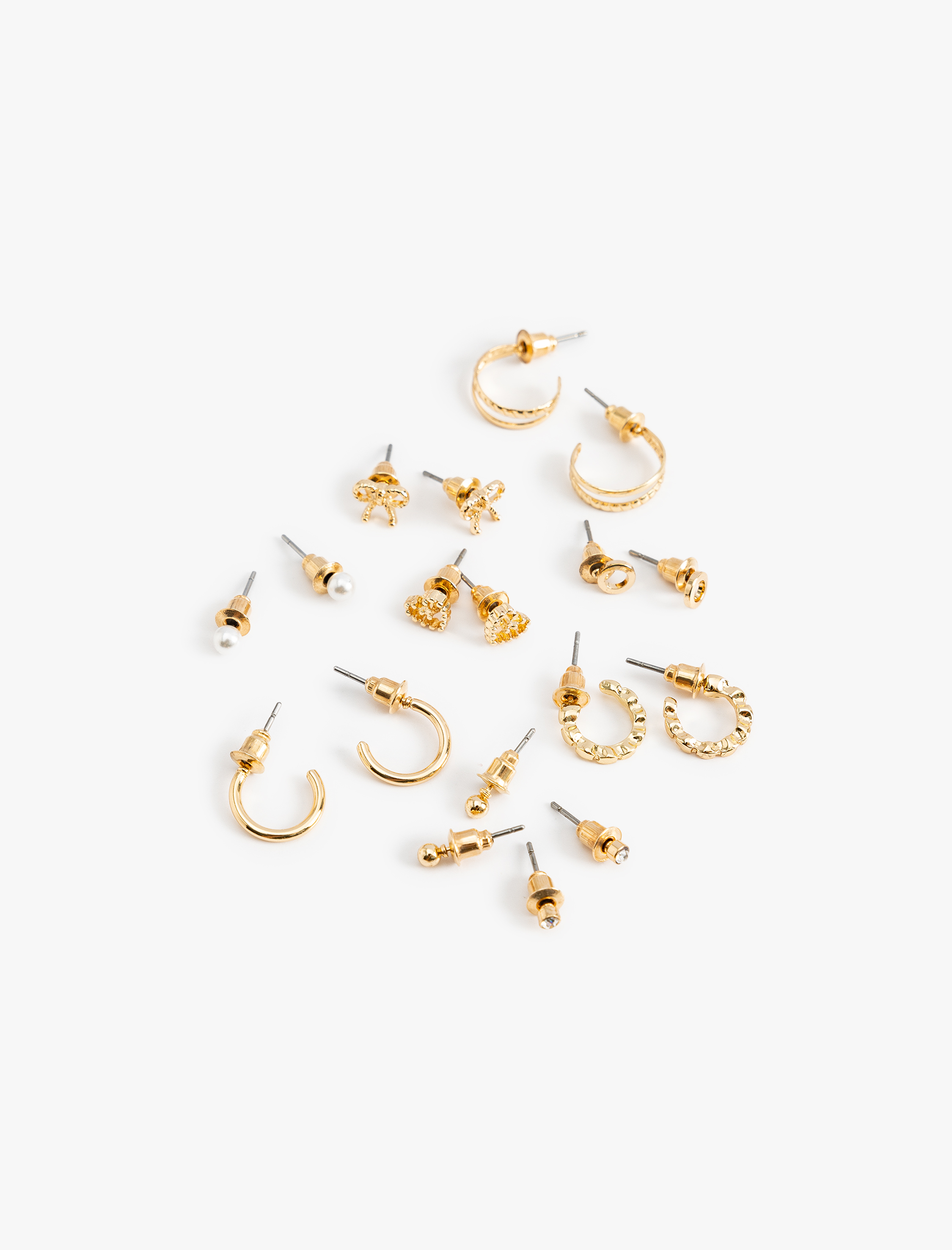  Kadın 9'lu Çelik Halka ve Top Küpe Seti